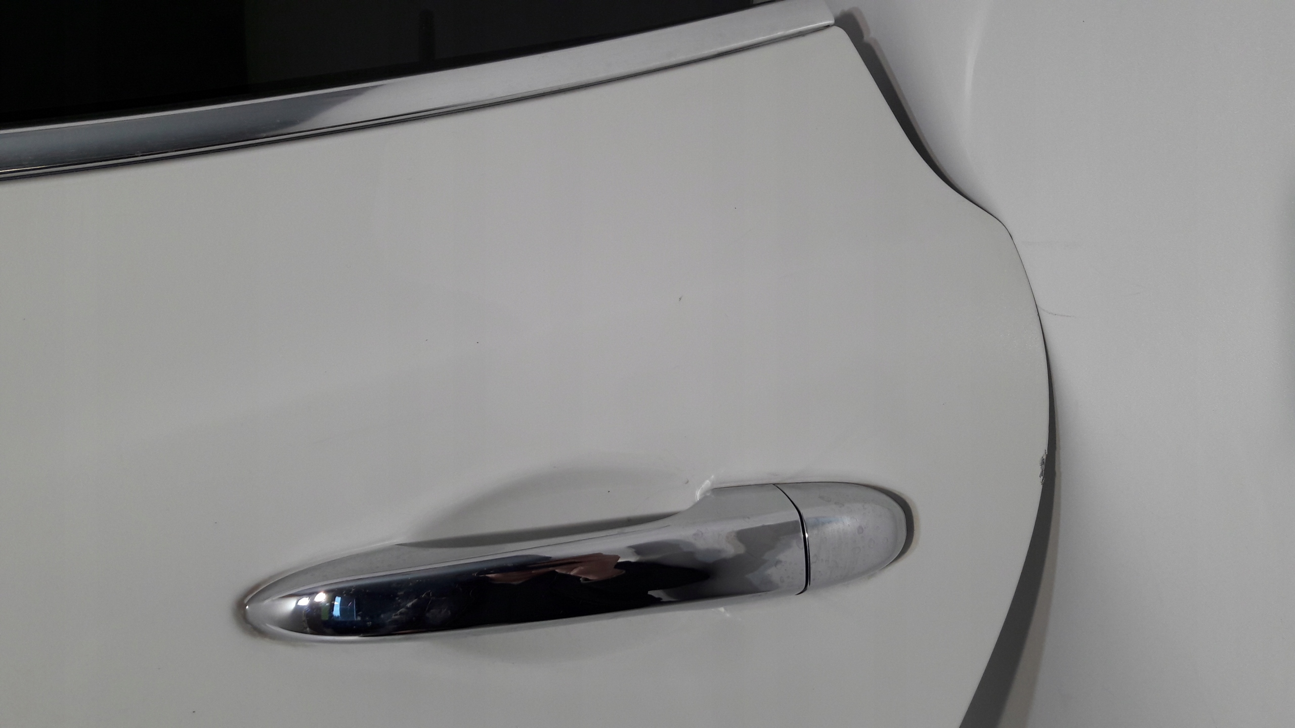 MASERATI GHIBLI door left rear. BIALE (T285)