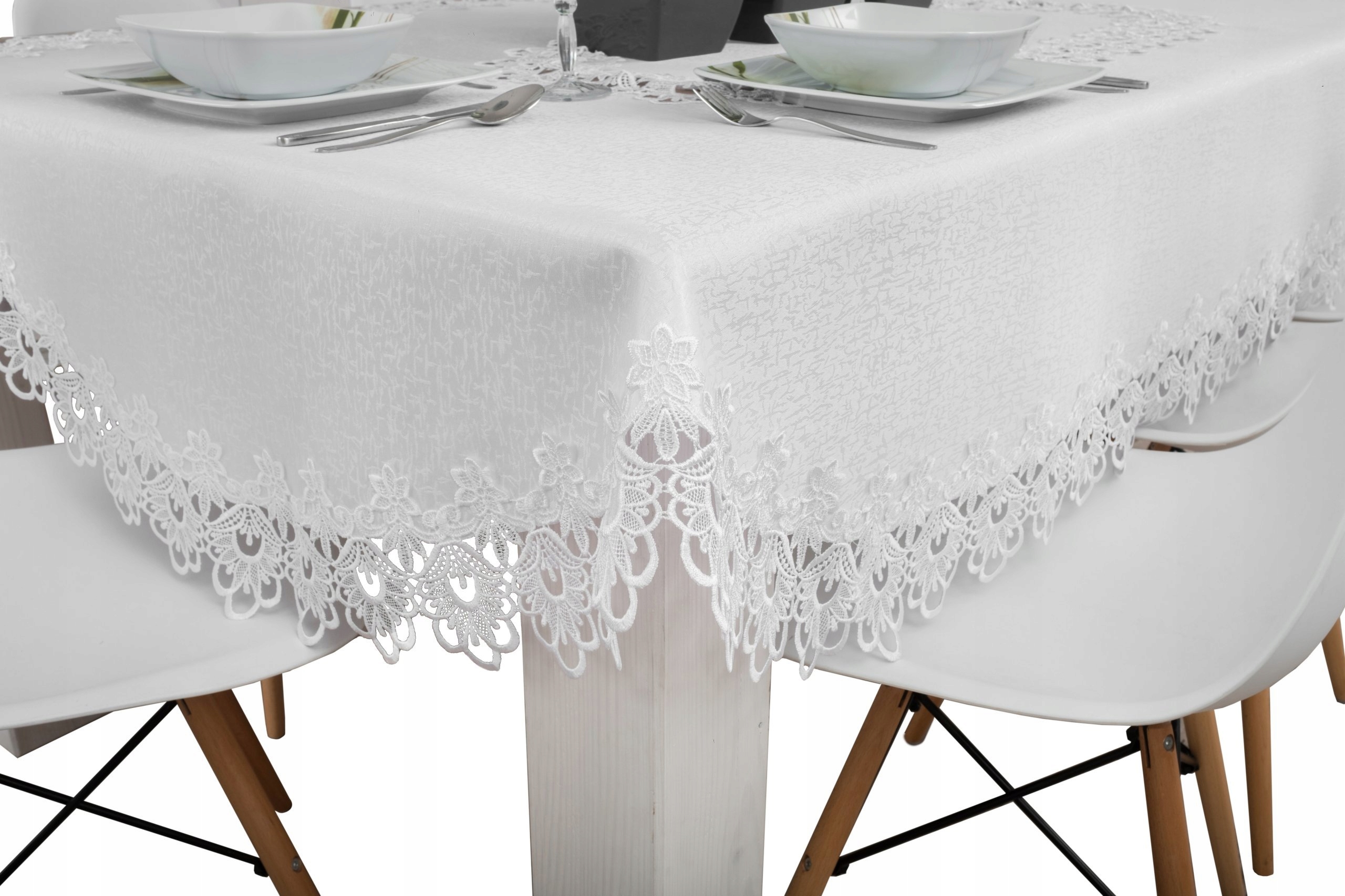 

Obrusy Obrus Okrągły Gipiura Plamoodporny 130 Koło