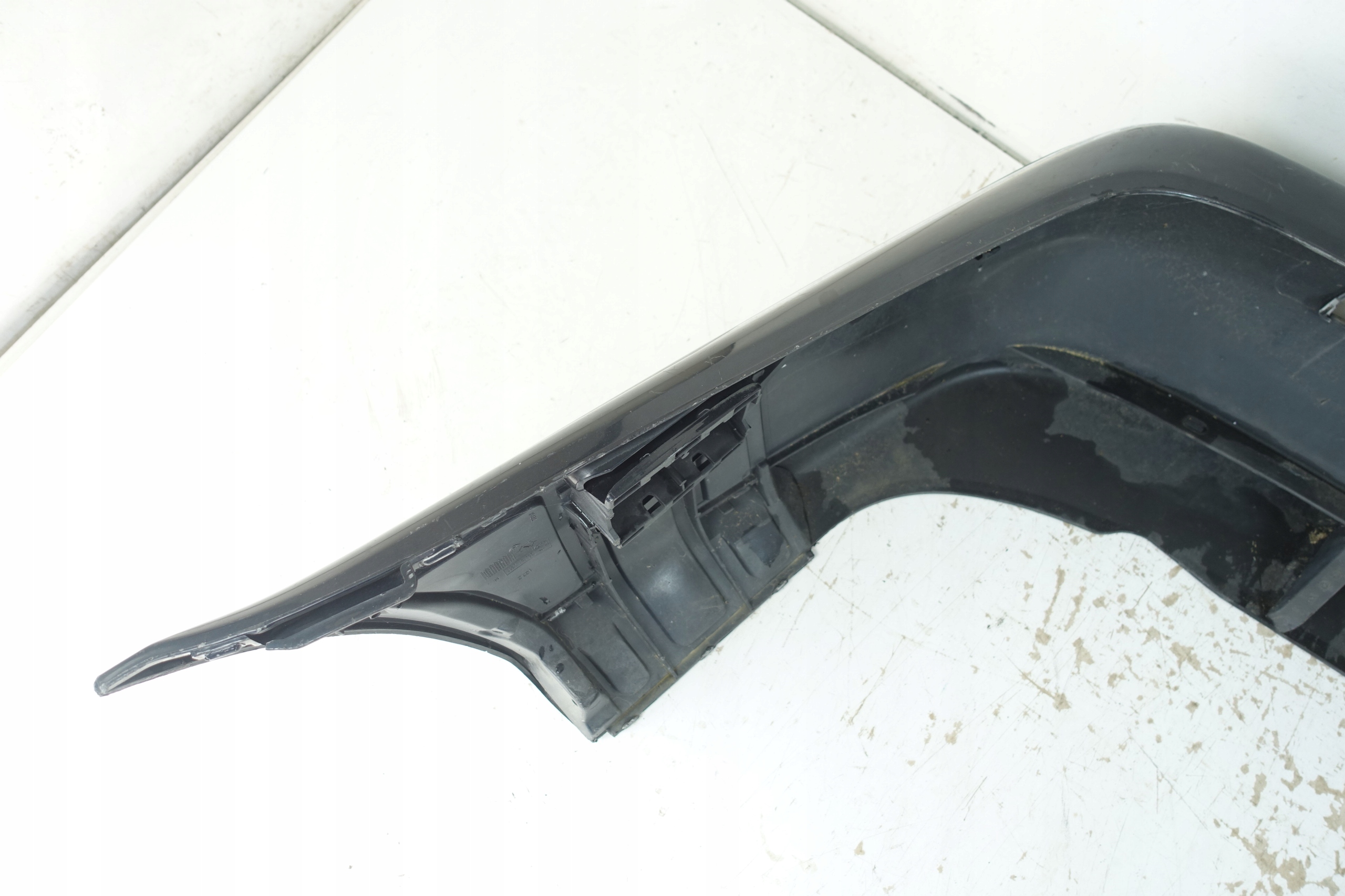 BMW 5 V E39 sedan bumper rear part rear 8159369