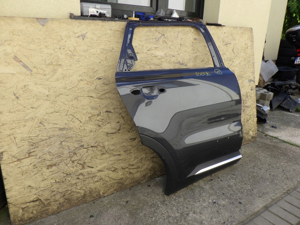 KIA SORENTO 4 IV MQ4 2020- door right front rear.