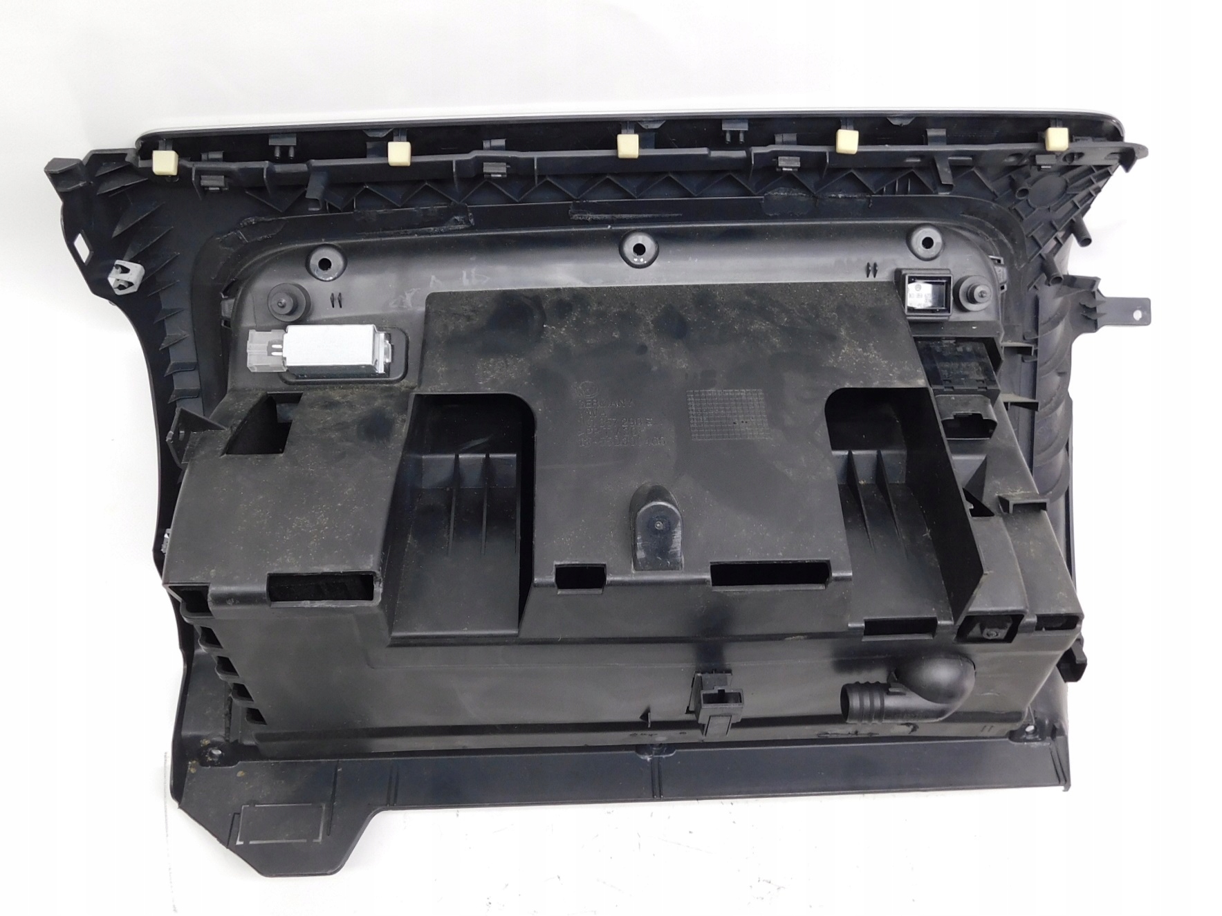 бардачок пассажира - vw GOLF VI 08-12 европа