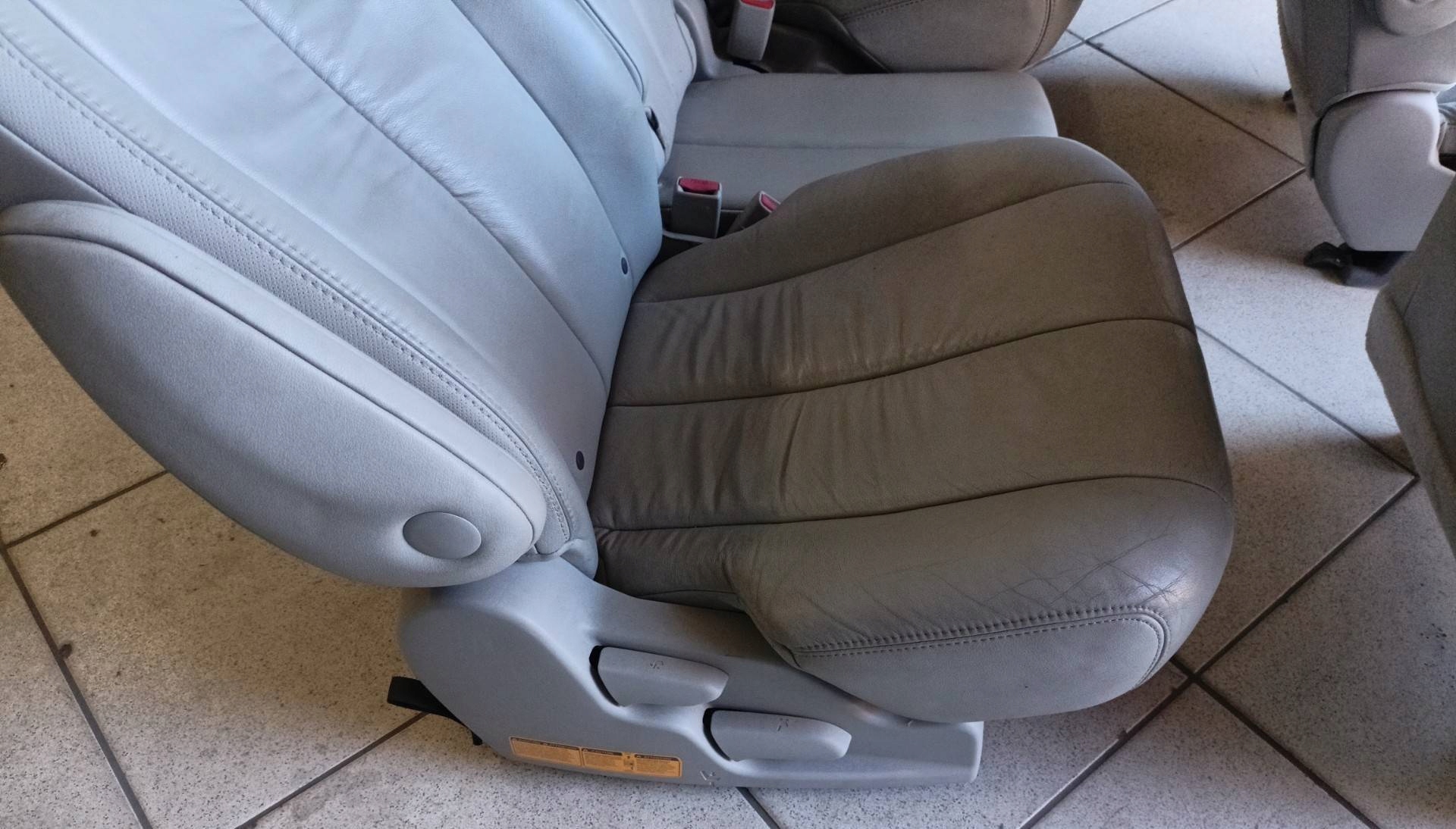 Sitze / Sitz / Komplet Toyota Sienna 3 2011