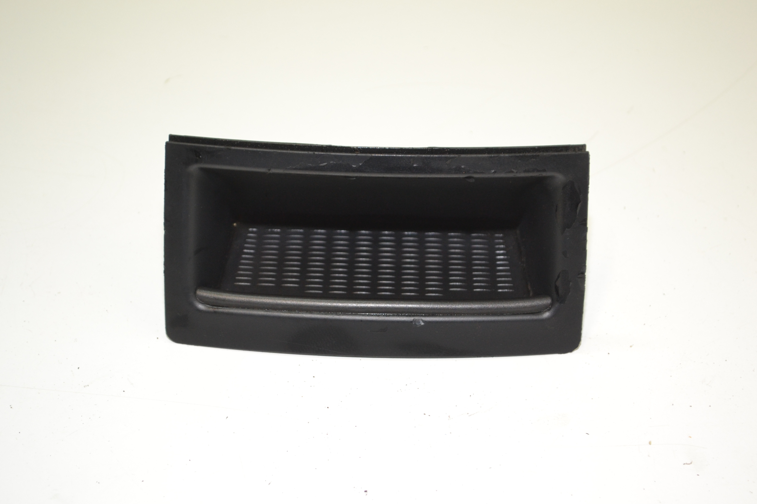 бардачок консоли полка BMW E61 7059956