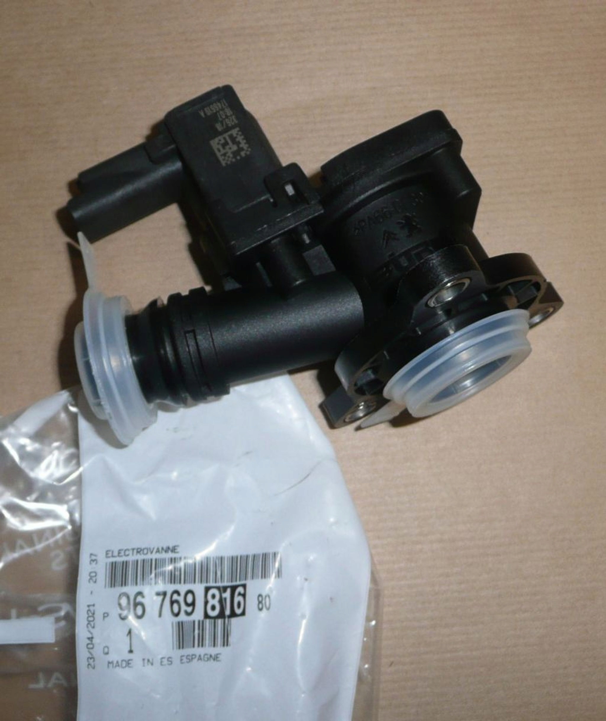 Elektroventil Turbo C Berlingo, C3 1.2THP 9676981680