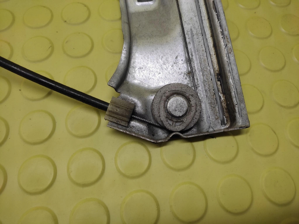 RENAULT CLIO III KOMBI window regulator right front