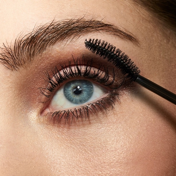 AVON Tusz rzęs Podkręcający UNLIMITED DRAMA maskara zwiększenie objętości Kod producenta 14936