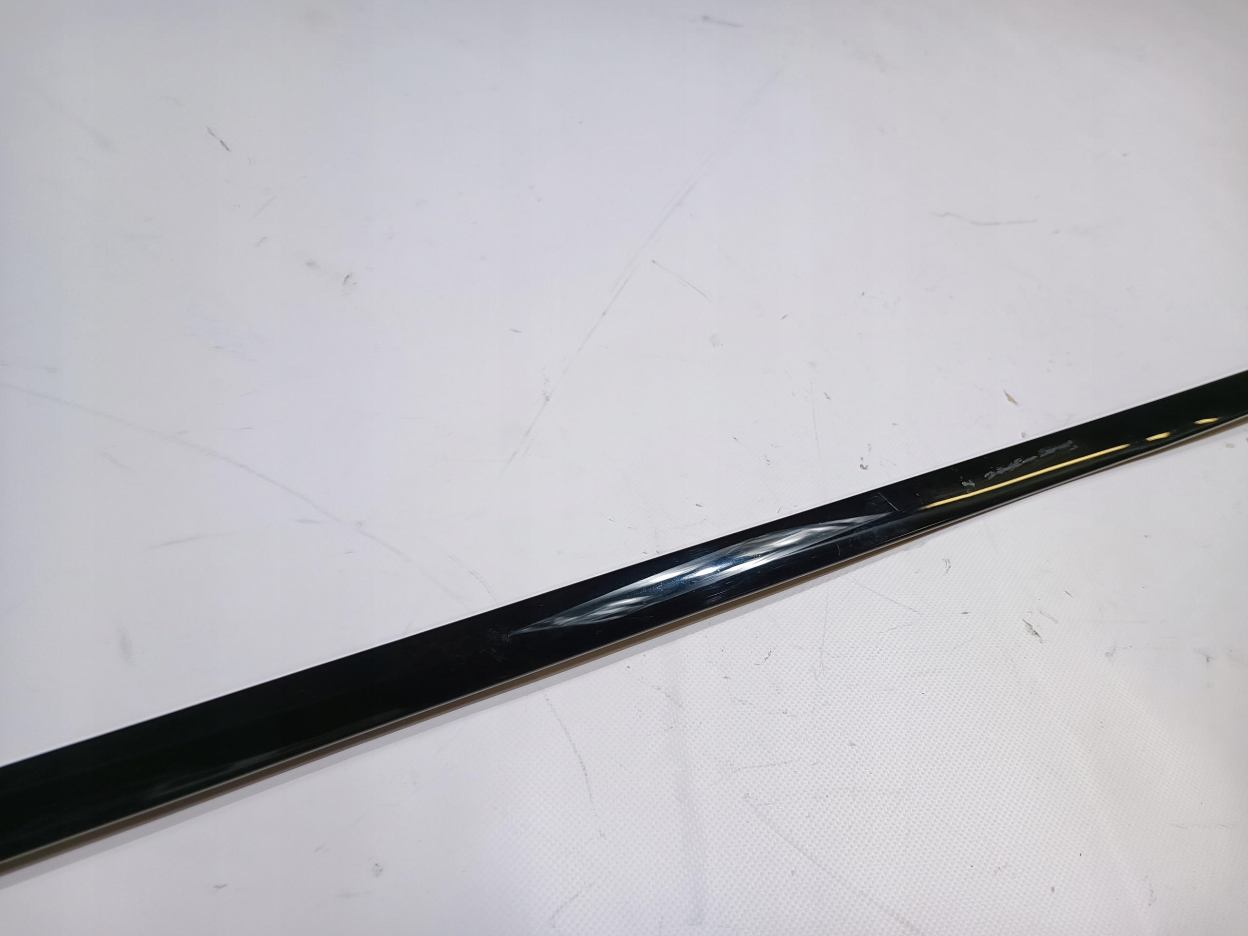 moulding door right rear part upper Ford Flex 2011