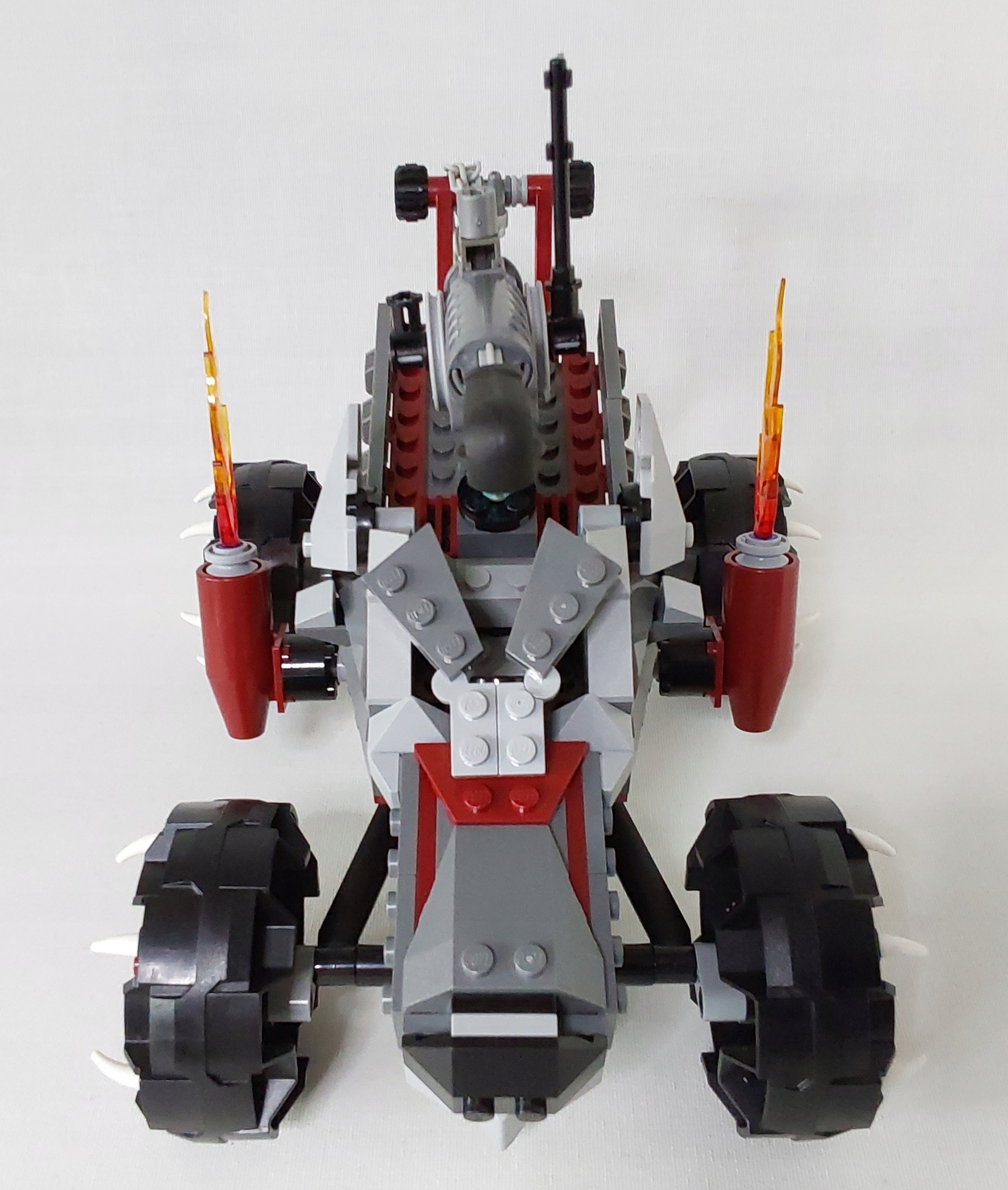 LEGO 70004 LEGENDS OF CHIMA WILCZY POJAZD WAKZA Numer produktu 70004