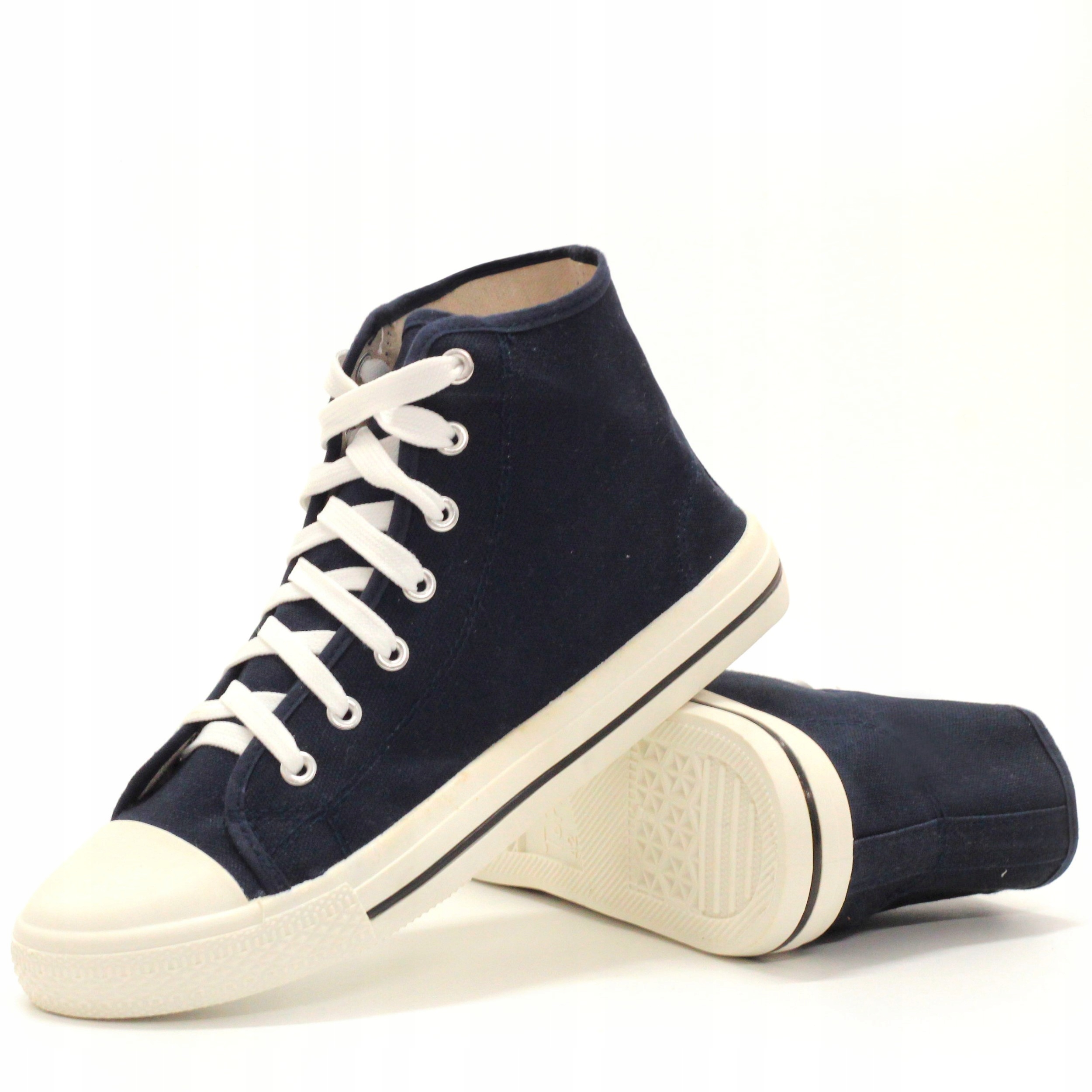 TRAMPKI SPORTOWE KLASYCZNE WYSOKIE ZA KOSTKĘ Rozmiar 45