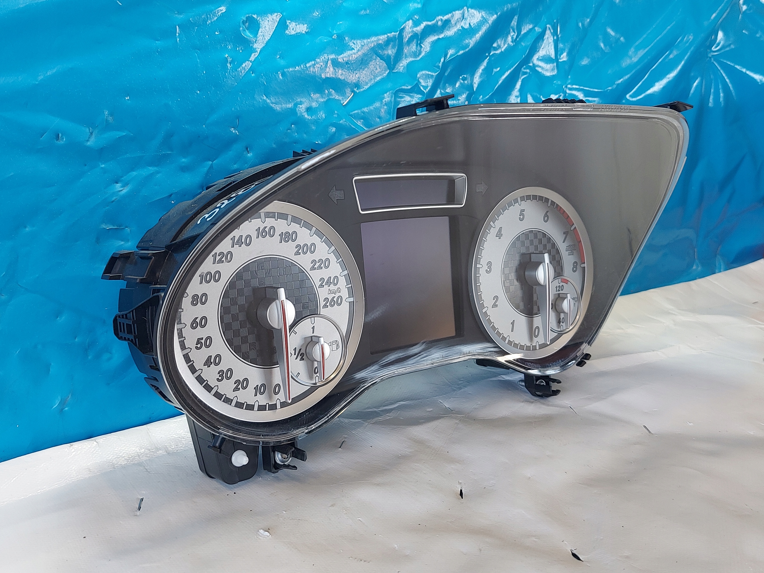 dials clock MERCEDES A W176 1.6 B 2014R A1769008602