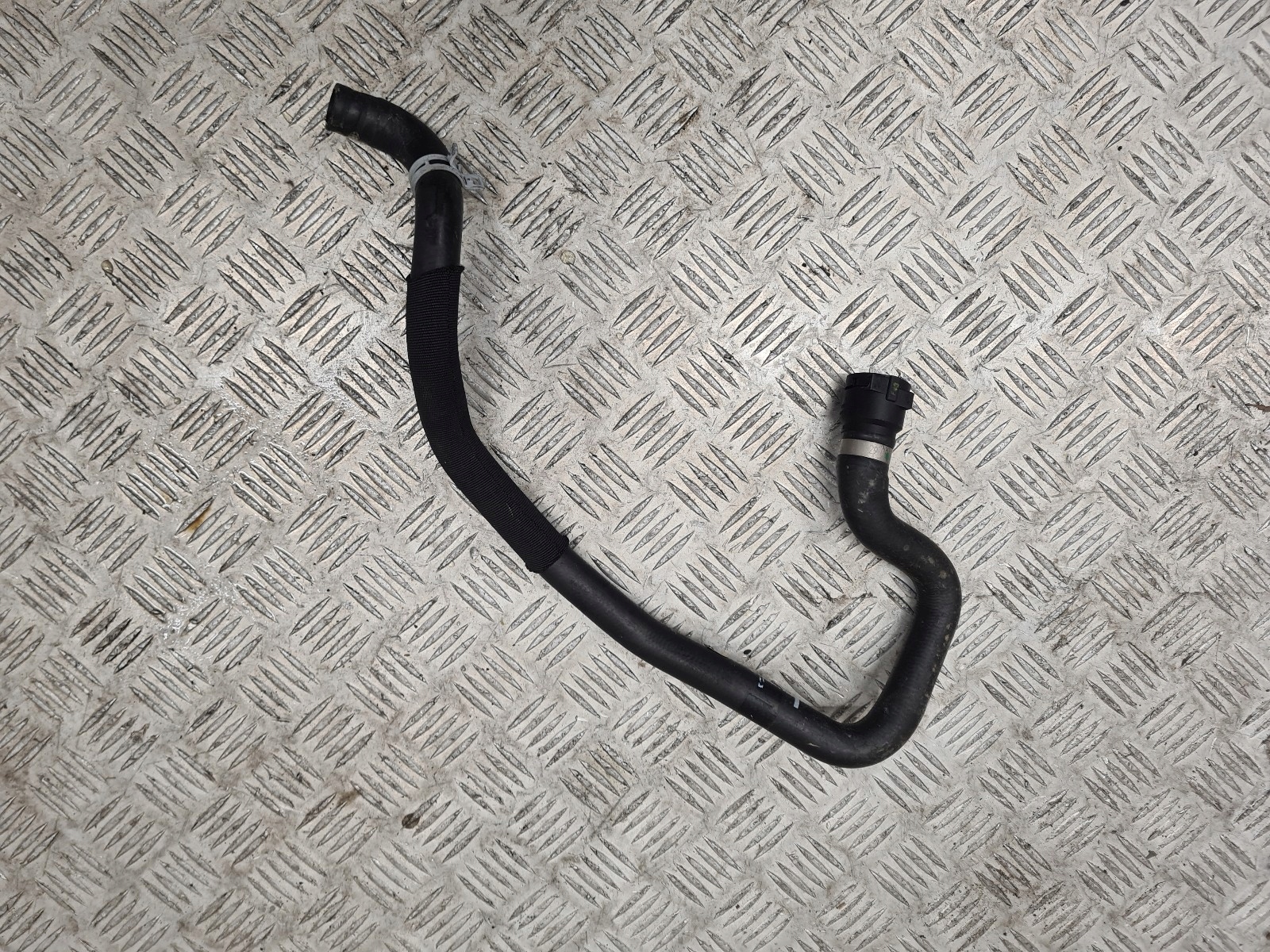 BMW X5 G05 CRIJEVO PRIJENOS VODE 6992935