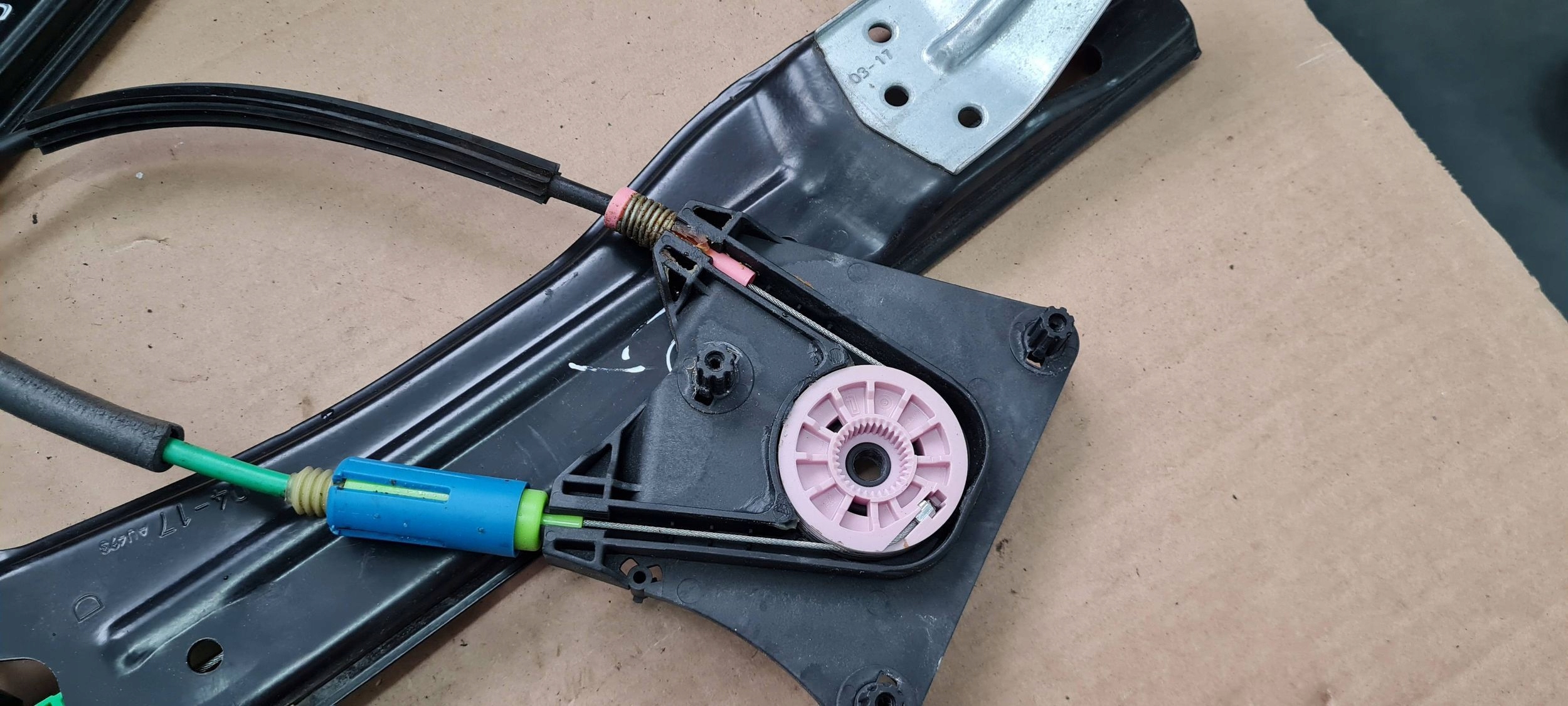 A5 8W window regulator right rear part 8W8839462 A5 8W