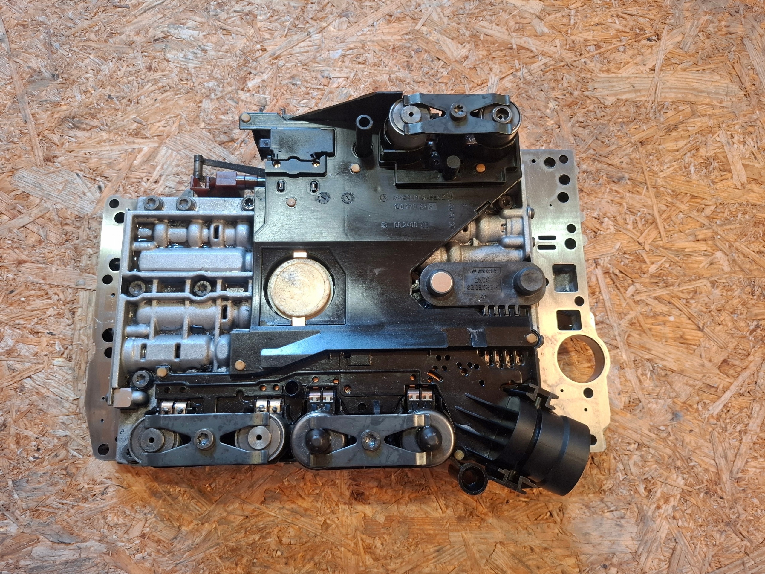 control unit cover gearboxes MERCEDES 1402701161