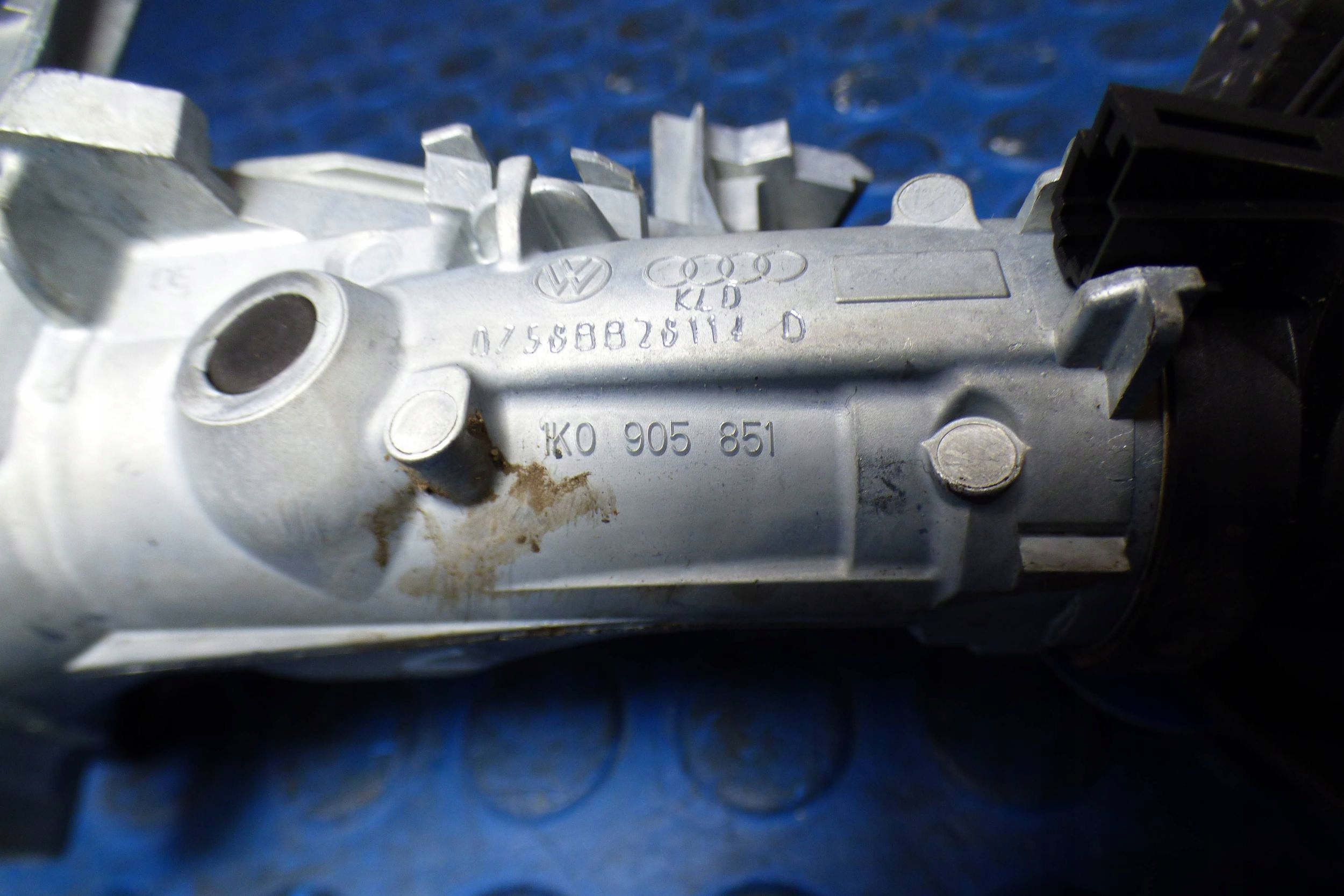 Skoda Rapid ignition key 1K0905851 6RA905865 kpl