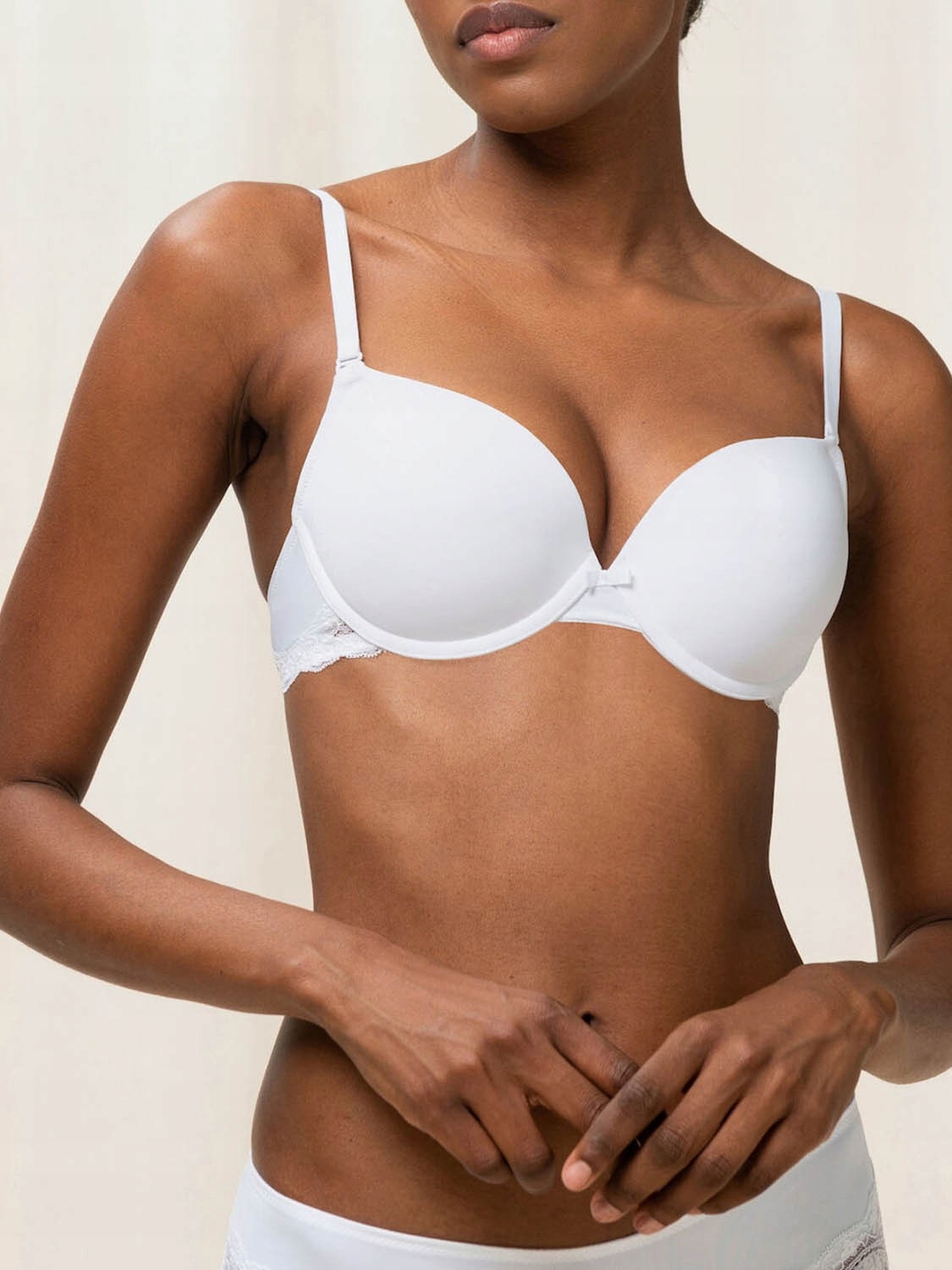 Podprsenka Triumph Lovely Micro Whum 70D