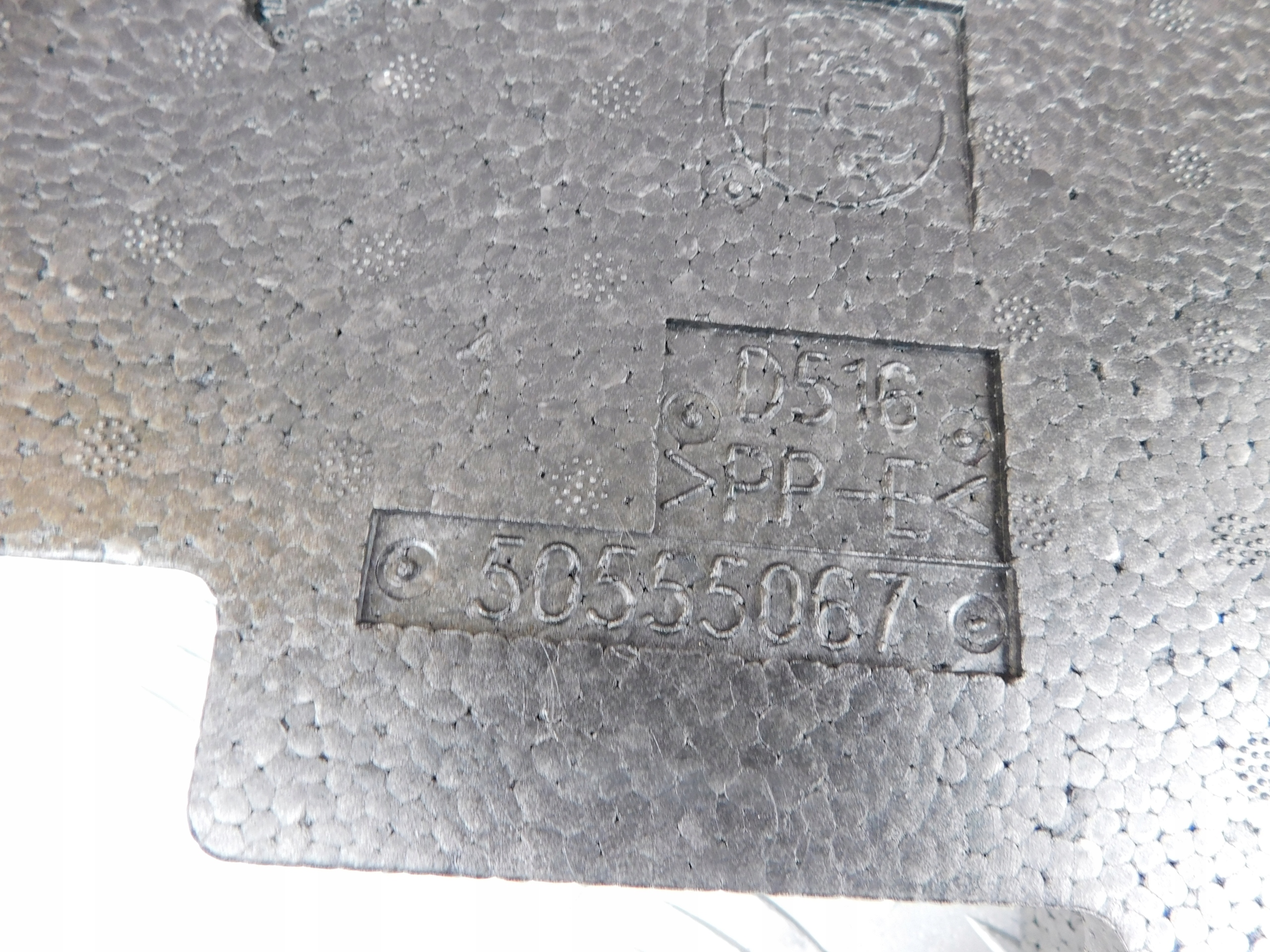 Alfa Romeo Giulia Quadrifoglio QV pianki wypełnienia bagażnika komplet Jakość części (zgodnie z GVO) O - oryginał z logo producenta pojazdu (OE)