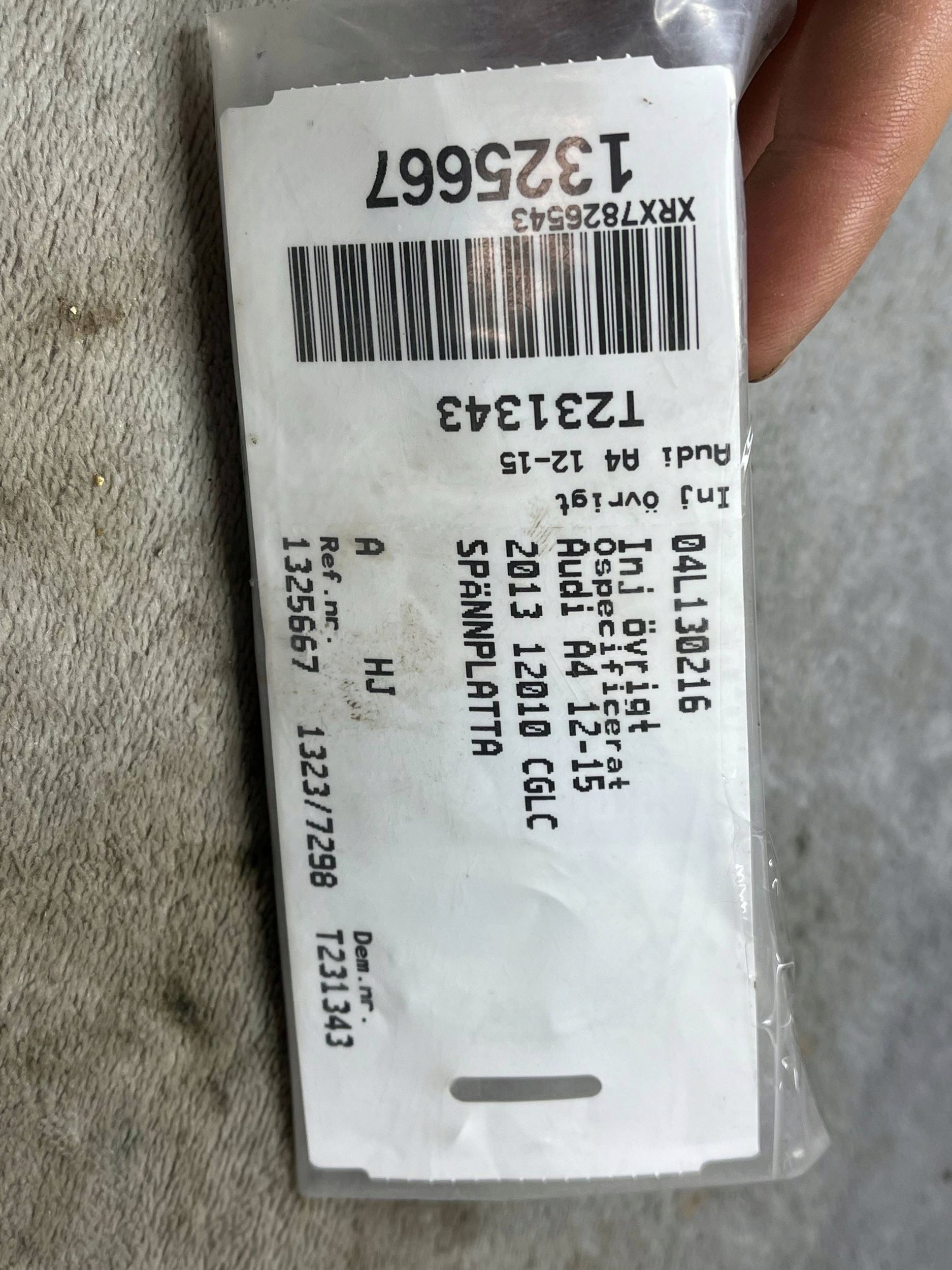 Support plaque Injecteur VW AUDI 04L130216 !J
