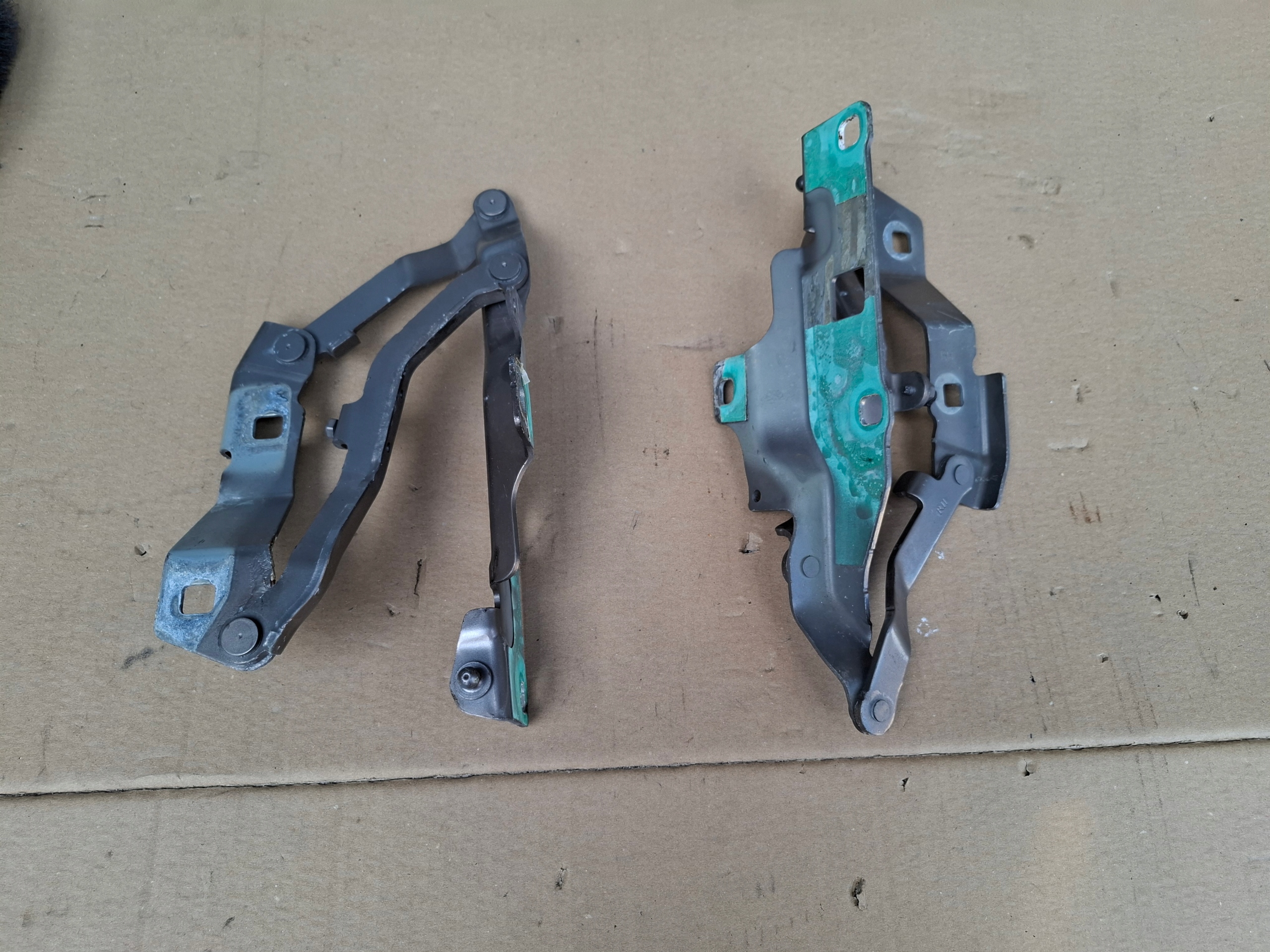 hinge bonnets right left LAND RANGE ROVER DISCOVERY V 5 KAIKOURE STONE