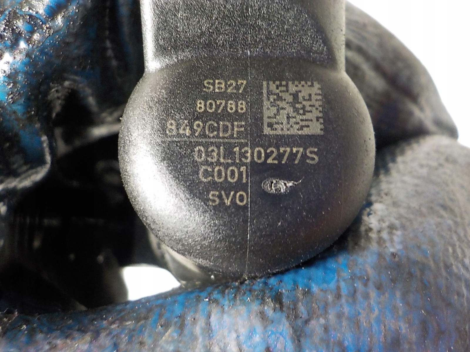 VOLKSWAGEN PASSAT B7 injector 03L130277S 1.6 TDI CONTINENTAL