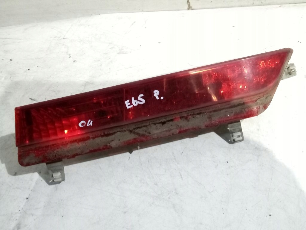 BMW 7 E65 light right rear part z bonnet