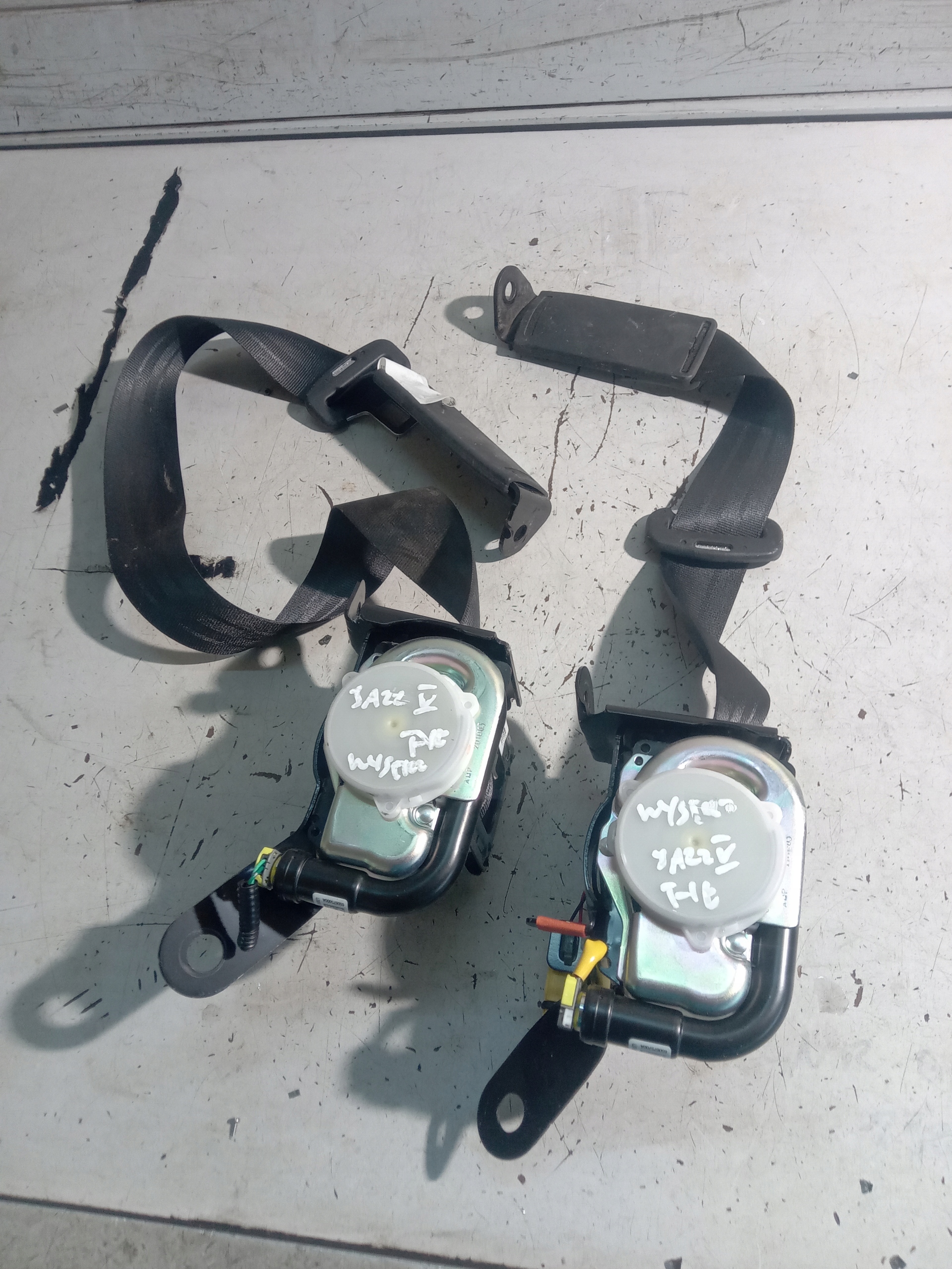 HONDA JAZZ V CROSSTAR PASY LEWY PRAWY TYŁ NAPINACZ