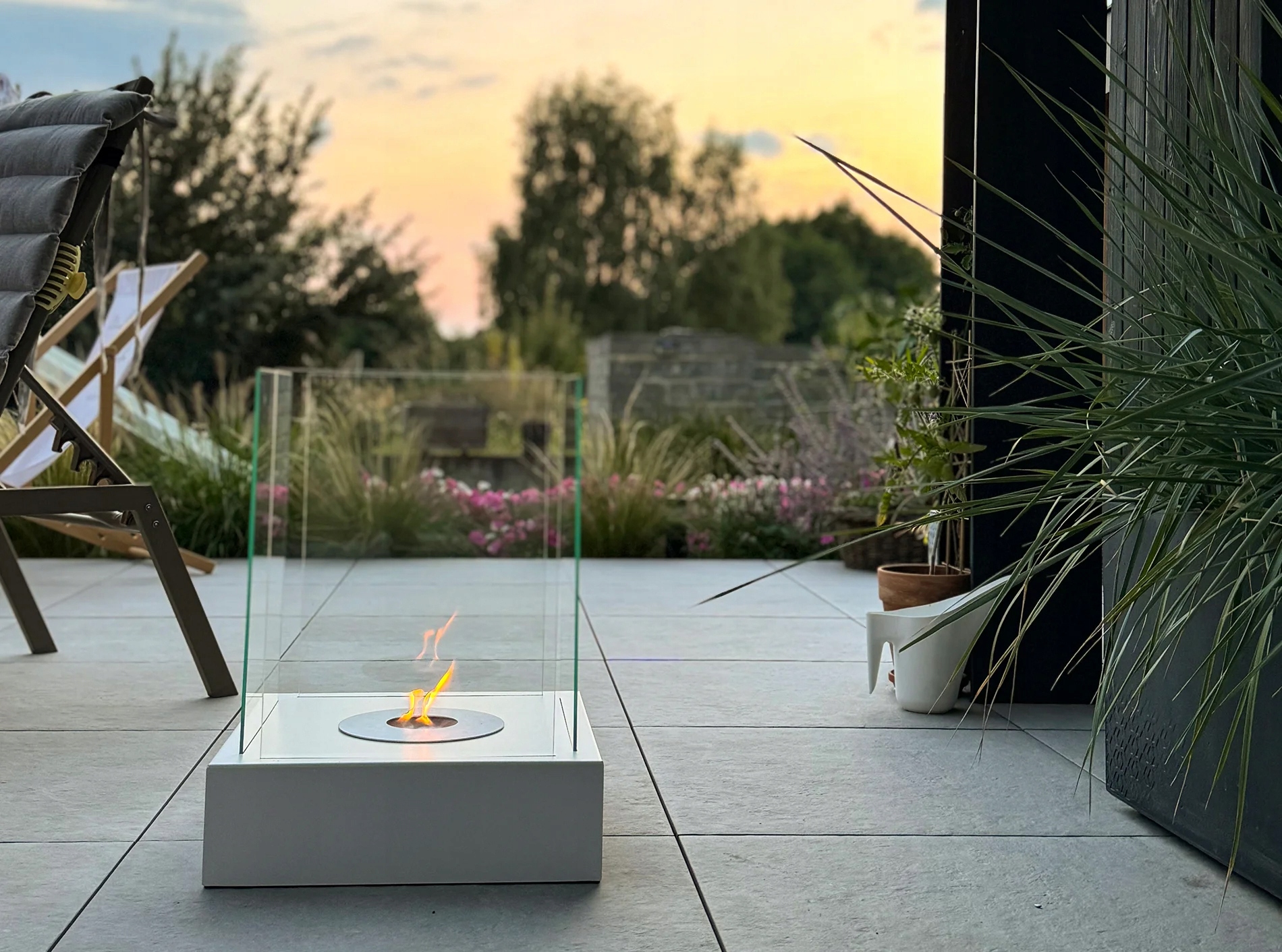 Biokominek Sunset Garden biały mat Kolor biały