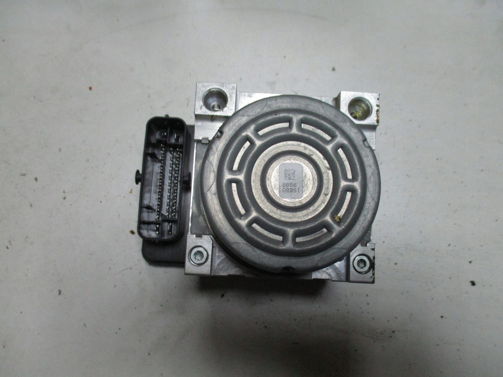 Главный тормозной цилиндр ABS Renault Espace 476600550R