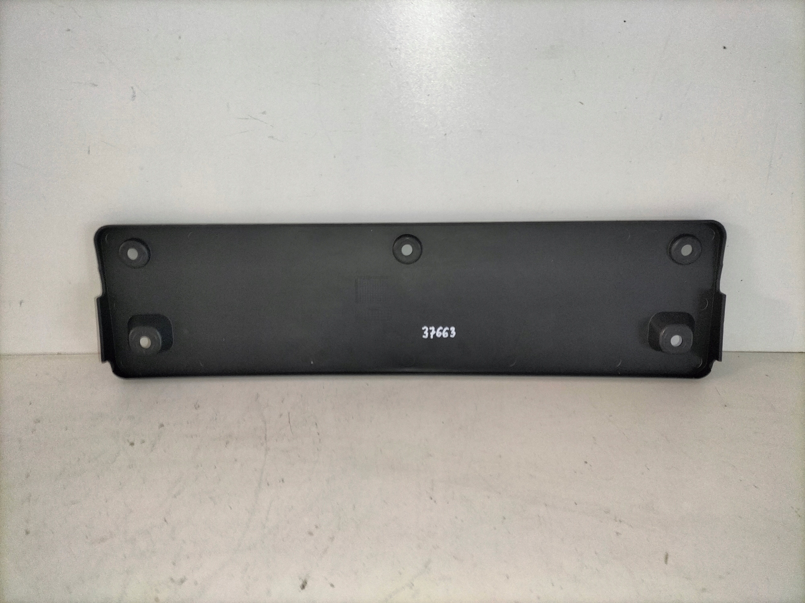 pad below tablice registration front VW GOLF VIII 8 LIFT 24