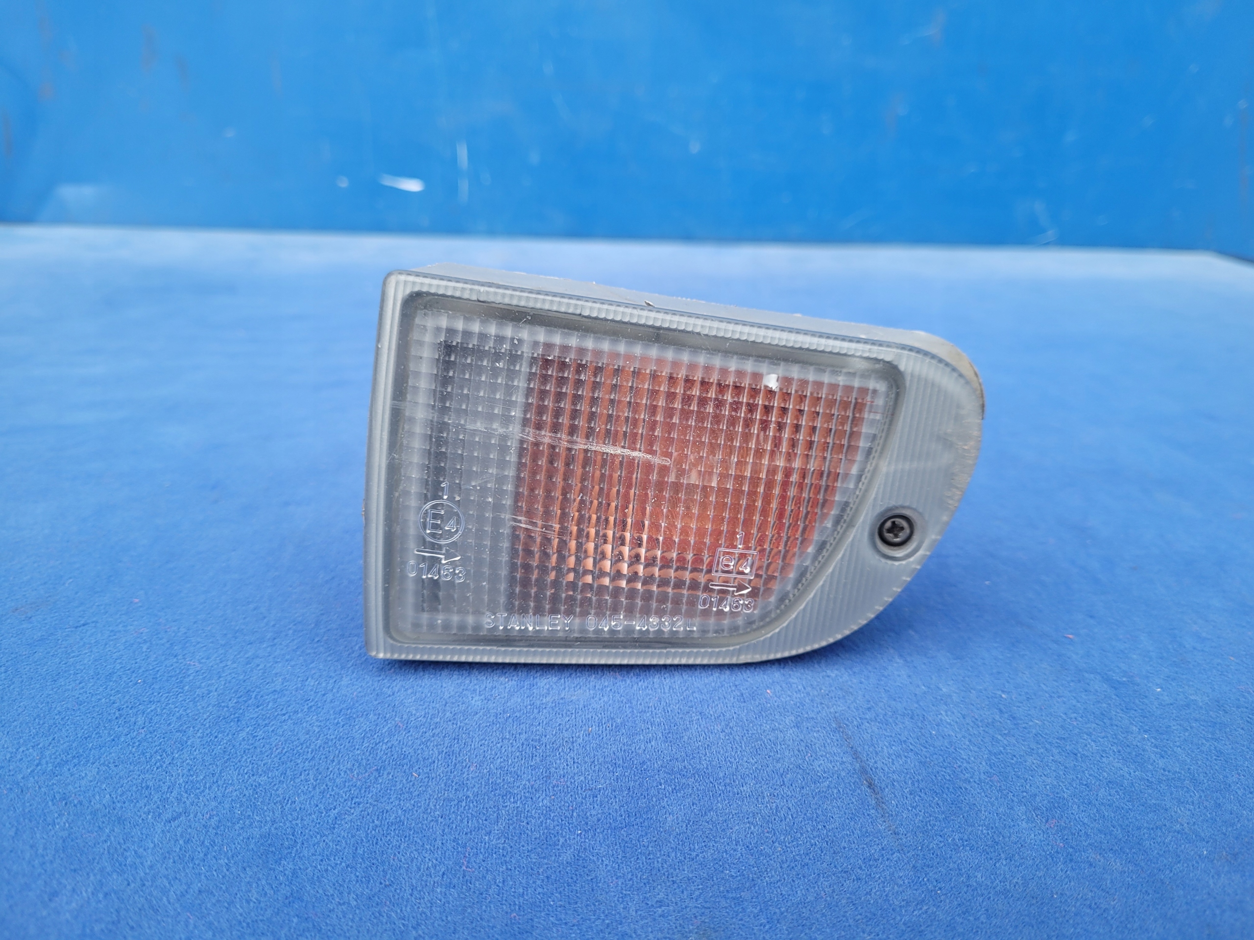 mitsubishi SPACE RUNNER WAGON РЕСТАЙЛИНГ 95-98 1995-1998 поворотник