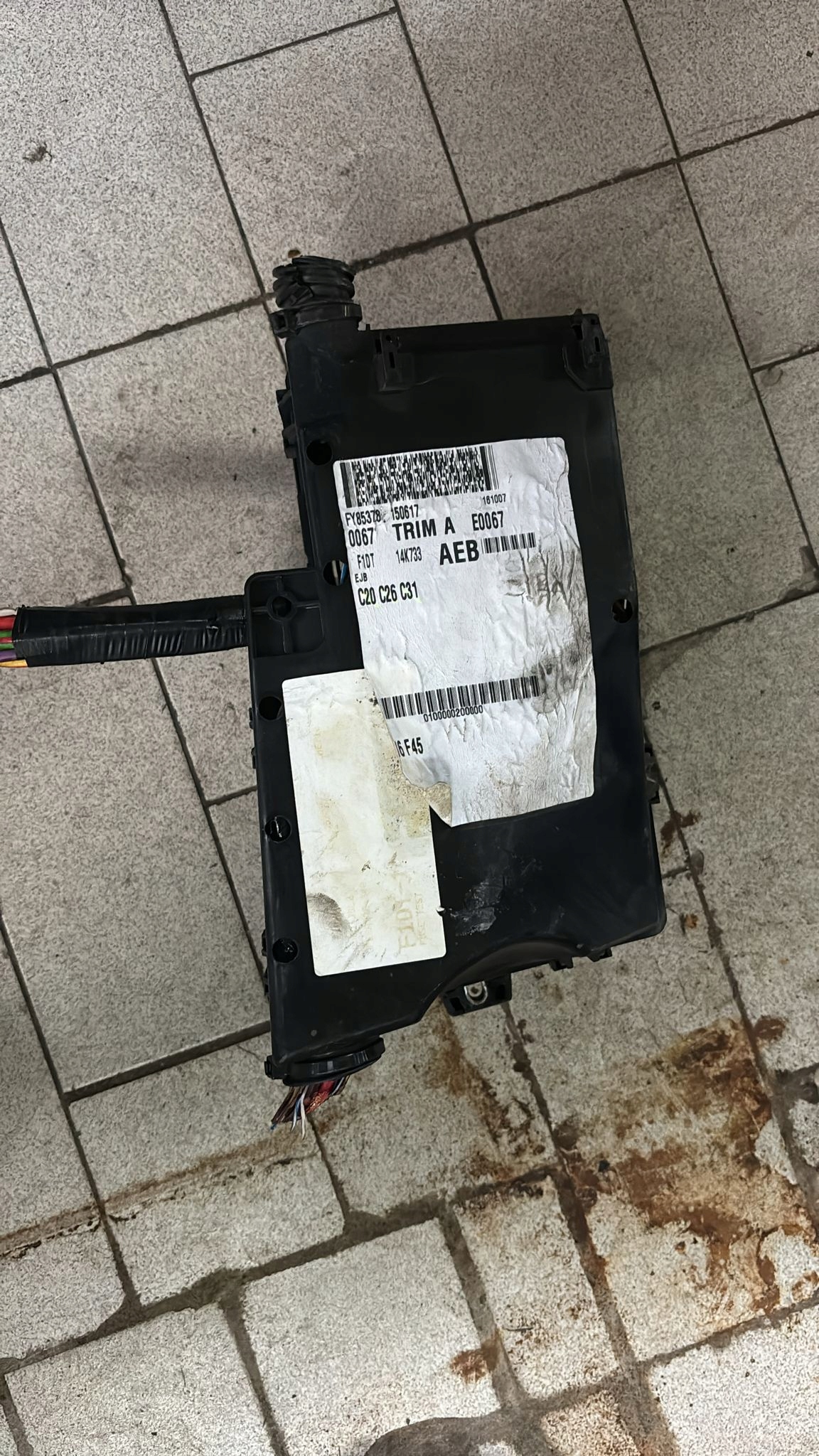 obal obalu pojistek FORD C-MAX IIF1DT-14K733-AEB