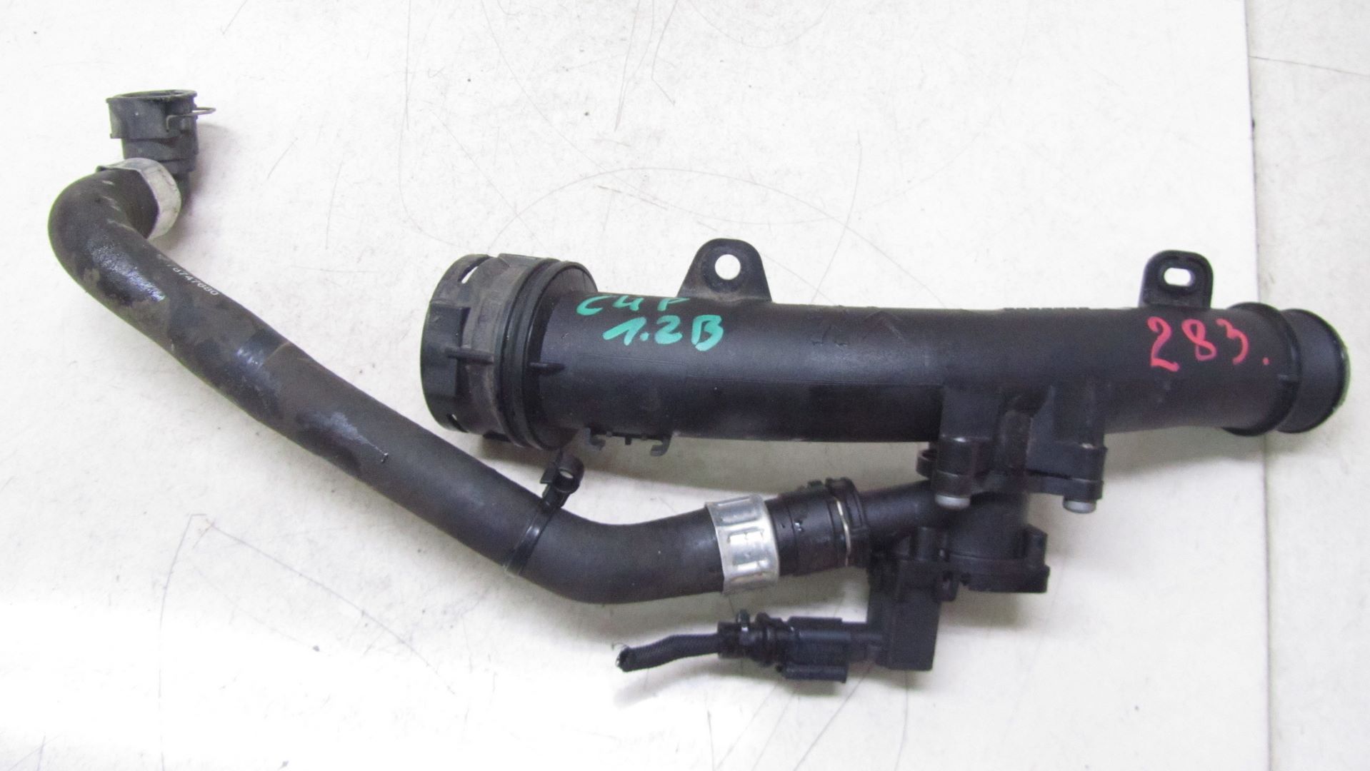 006/283 - CITROEN C4 II 1.2 воздухозаборник 9677537380