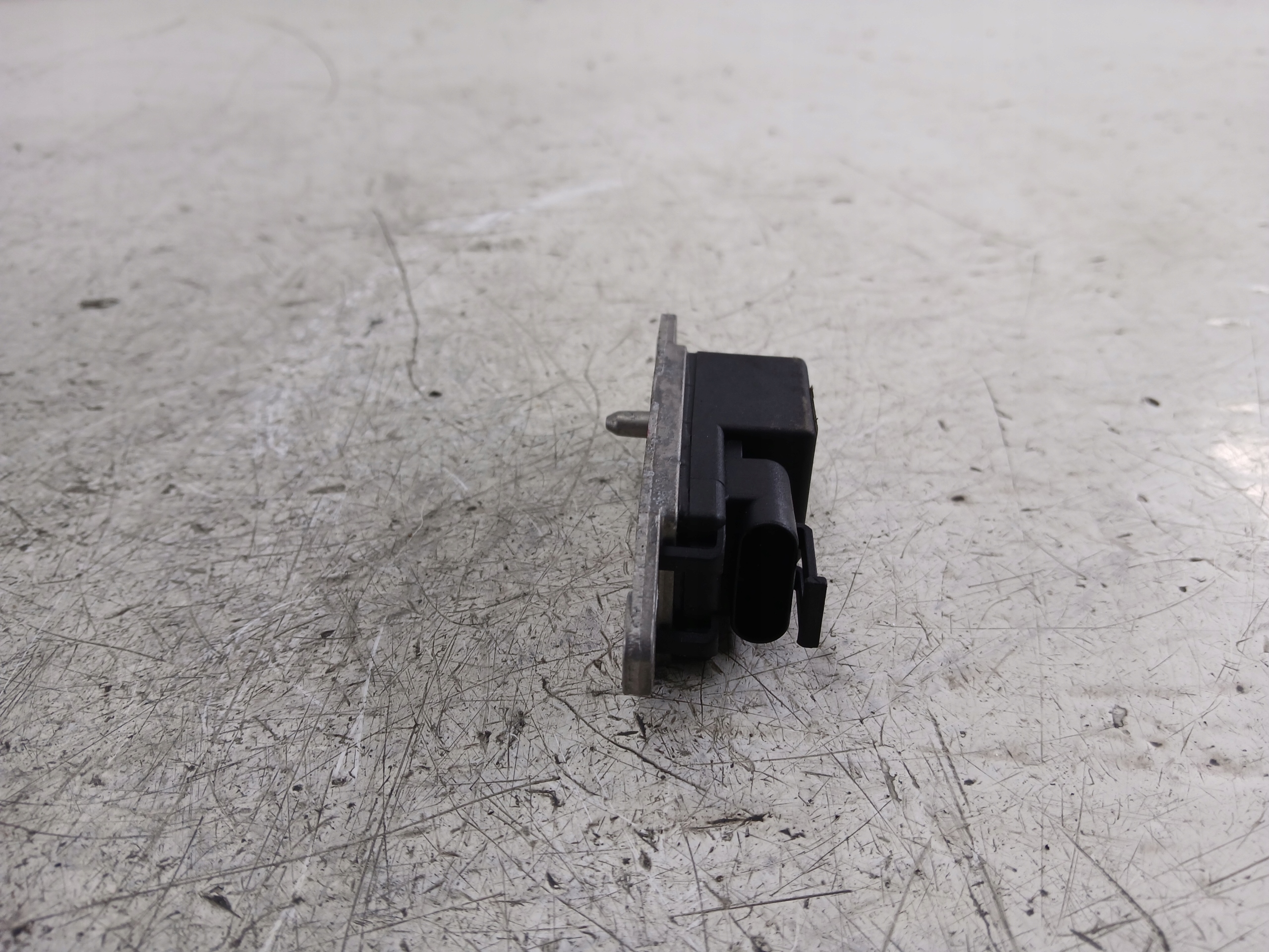 BMW E39 E38 Sensore impatto 8375643