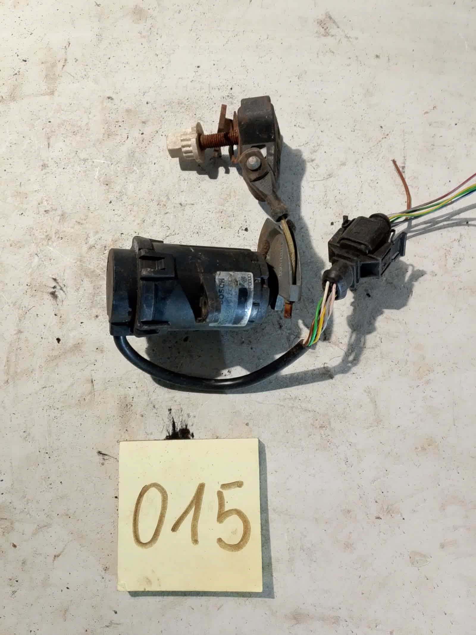 AUDI 80 B4 0205001001 POTENCJOMETR GAZU