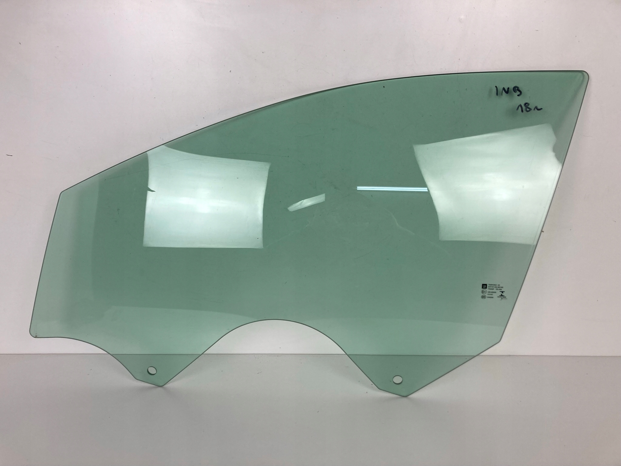 INSIGNIA B СТЕКЛО ДВЕРИ ЛЕВЫЙ ПЕРЕДНИЙ ПЕРЕДНИЙ 18R