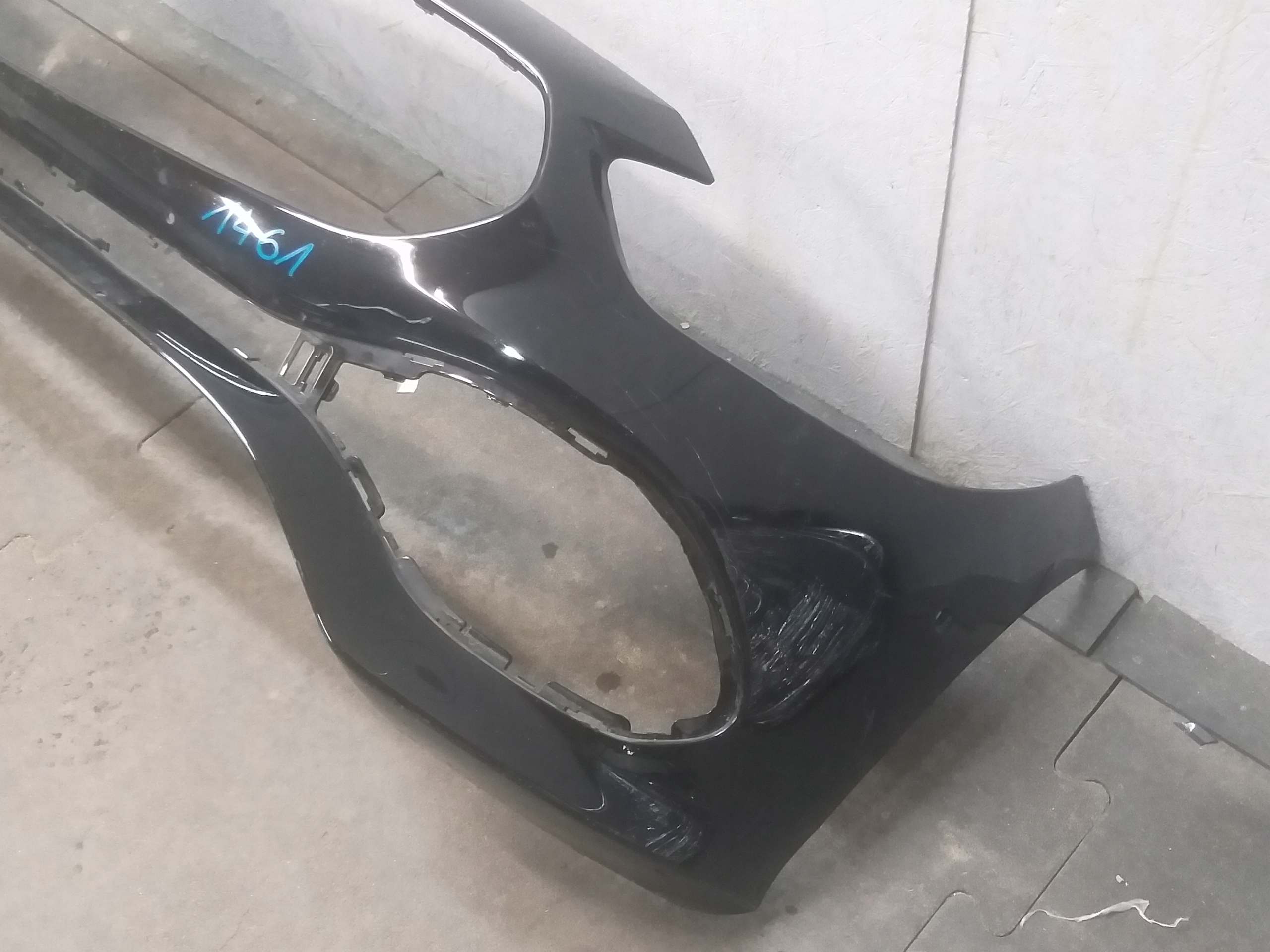 nárazník předek MERCEDES C KLASA W206