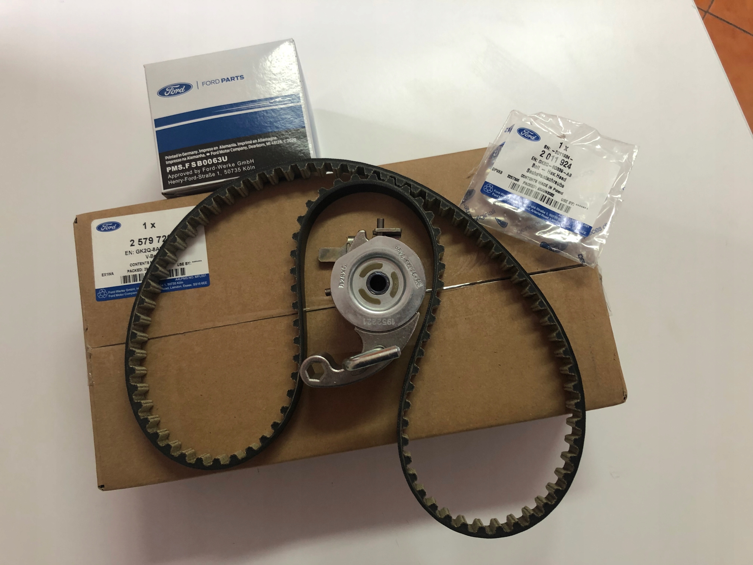 ZESTAW ROZRZĄDU FORD TRANSIT 2.0 EcoBlue 2579729 Typ samochodu Samochody osobowe