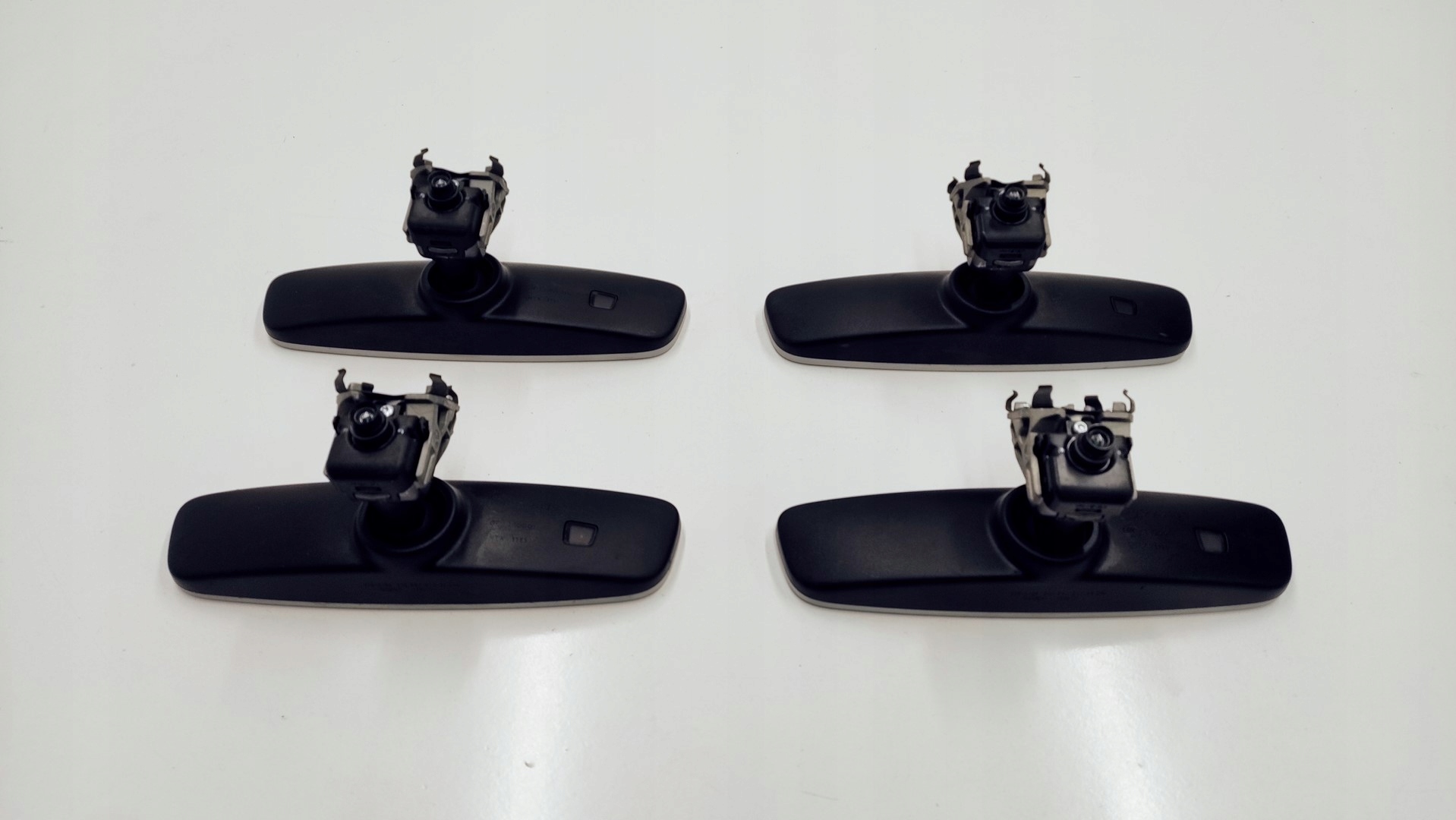 LUSTERKO WEWNETRZNE KAMERA VOLKSWAGEN 3G0857511AR Model VOLKSWAGEN