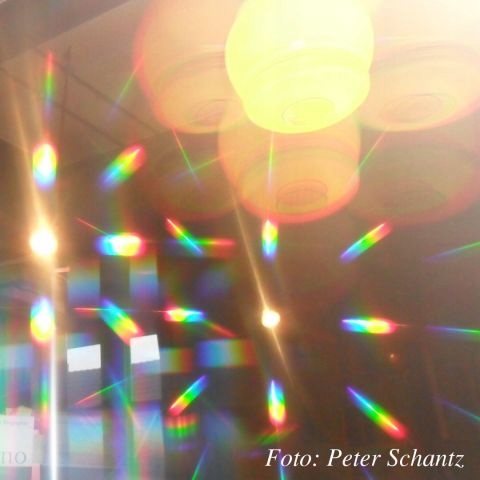 Folia dyfrakcyjna 200 linii/mm (format 15 x 26 cm) Marka AstroMedia