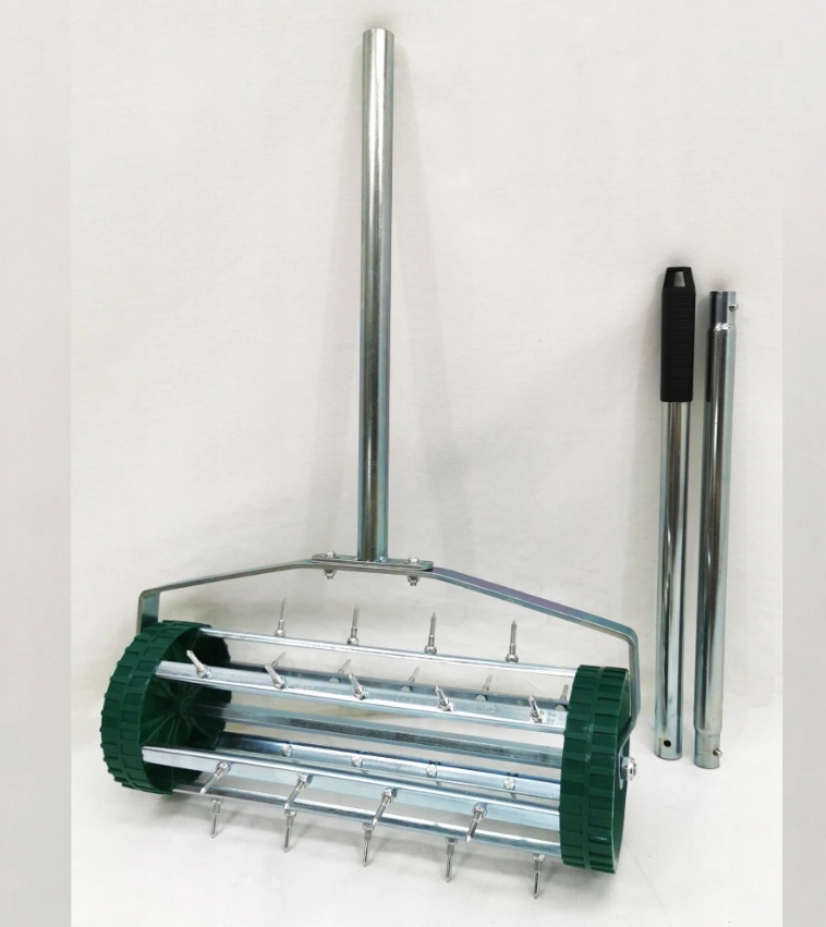 Aerator Ręczny Wertykulator Do Trawy Na Kółkach Szerokość robocza 43 cm