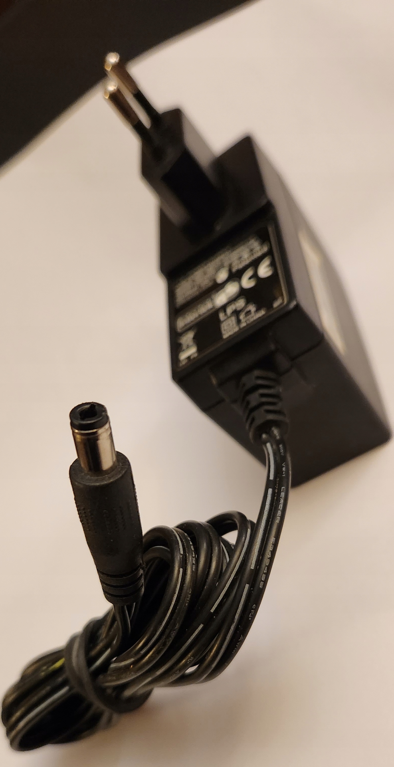 Zasilacz DC 12V 2A 24W INTERTEK wtyk 5.5/2.5 2,5x5,5 LED Sagemcom RTV Marka Sagemcom