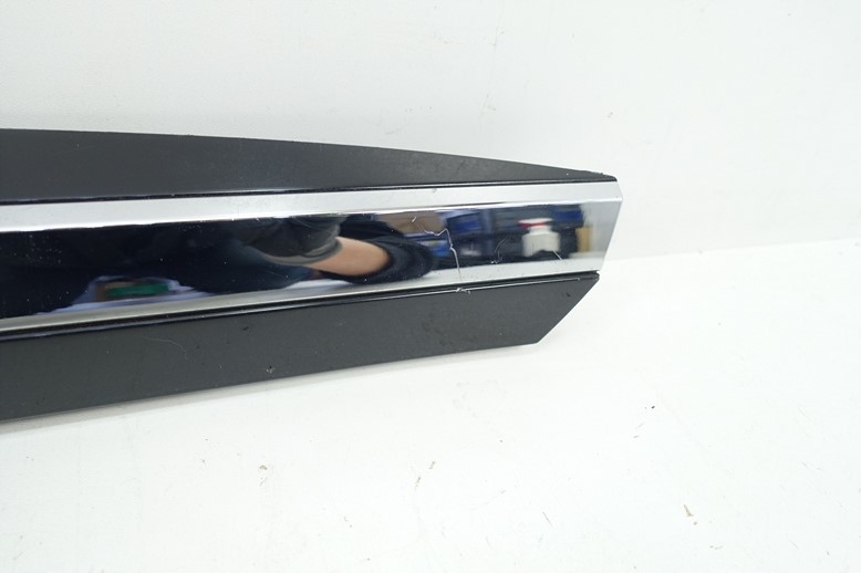 moulding door right front CHROM VW ARTEON 3G8854880