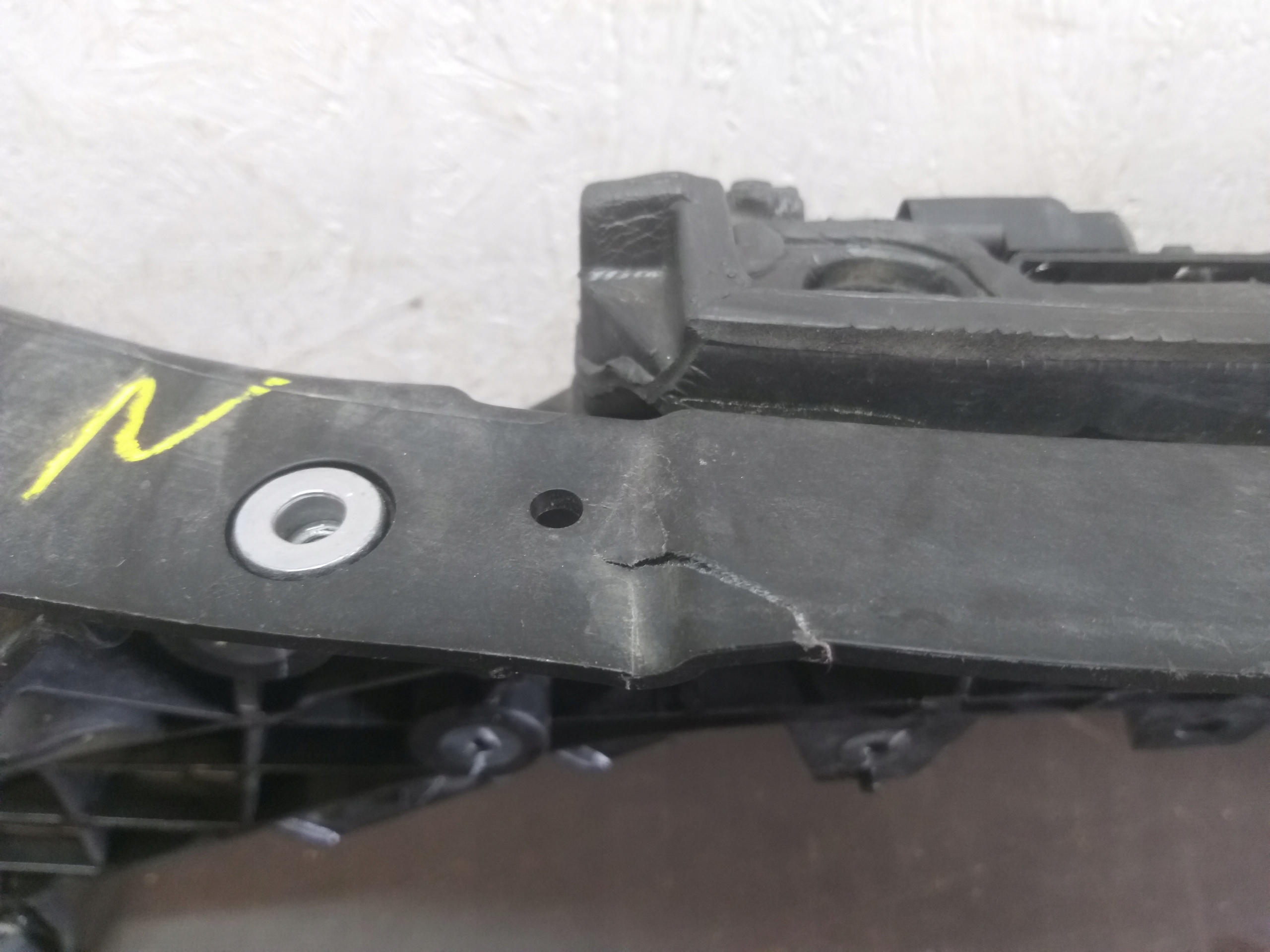 SUPPORT PANEL FOR RADIATORS TESLA III 3 1083501-30-R