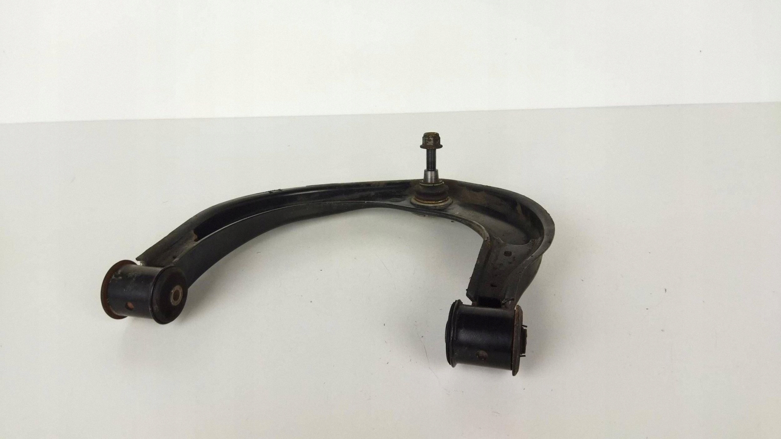 VW AMAROK 3.0 TDI arm left front front