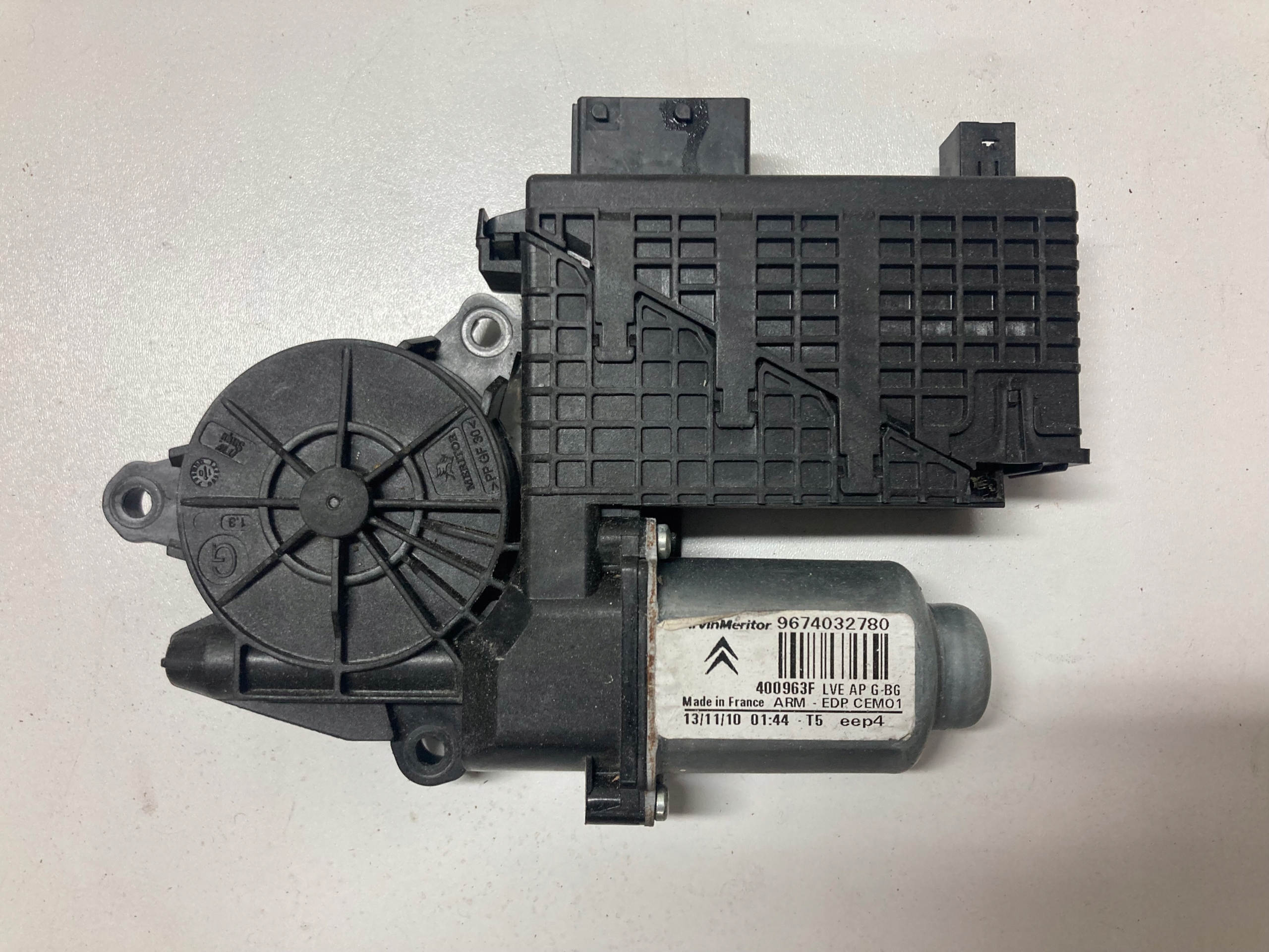 9674032780 - Передний левый стеклоподъемник Citroen C4 Picasso 06-1