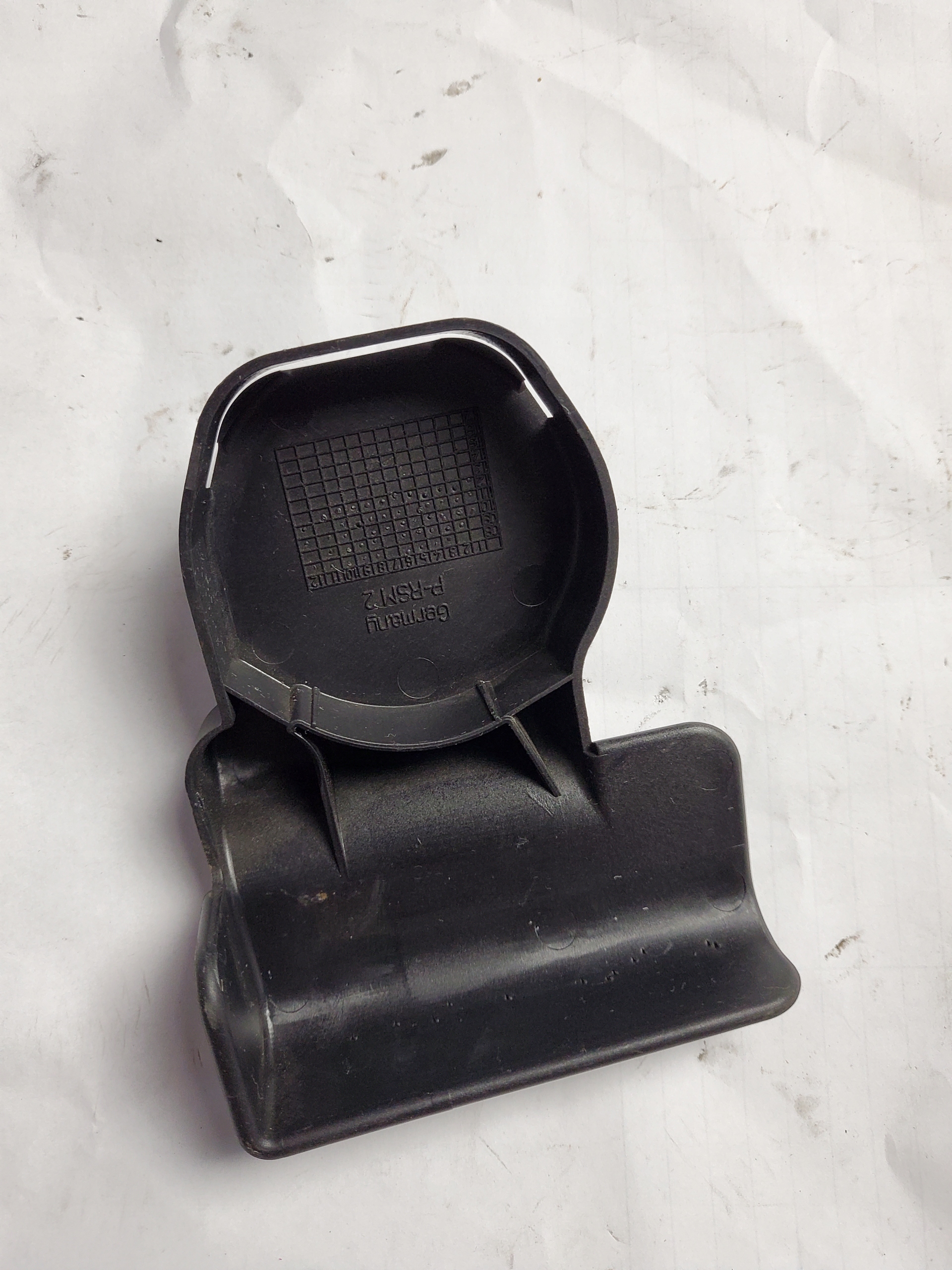 kryt kryt obal POMPY ABS OPEL CORSA D