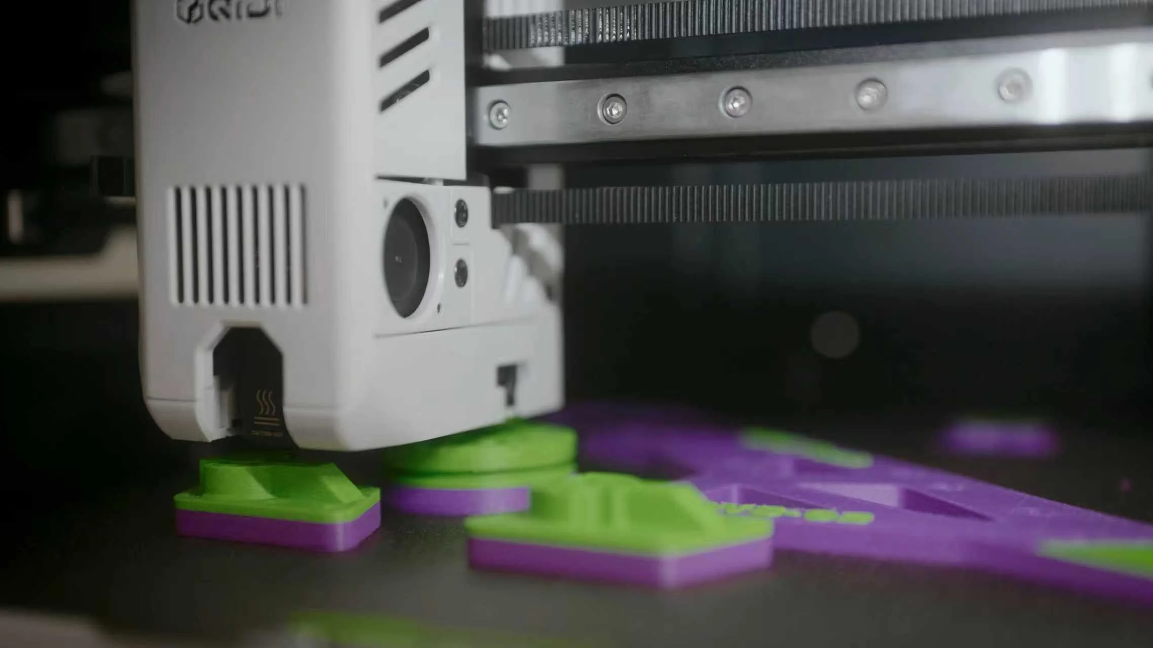 3D-принтер Qidi TECH Q2 COMBO з нагрівальною камерою та столом, FDM PLA ABS ASA PET типу 3D-принтер