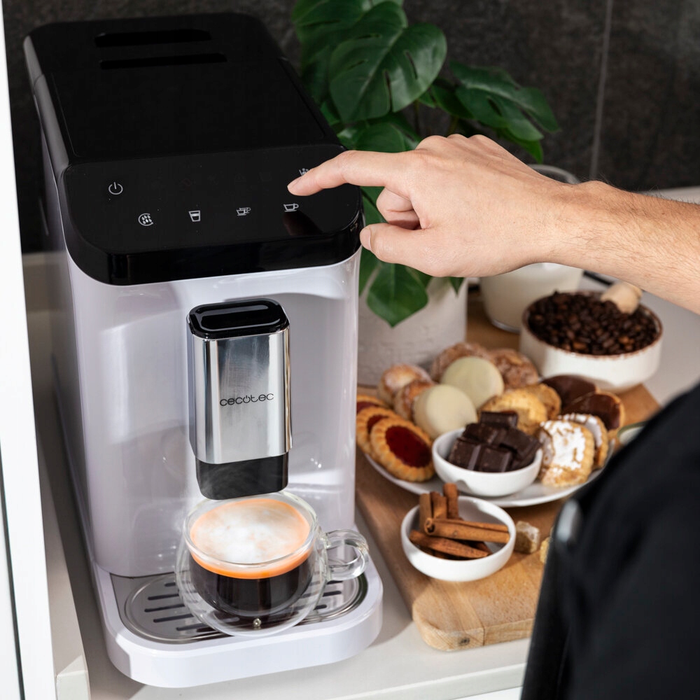 Automatický kávovar Cecotec Cremmaet Macchia White. Cecotec!