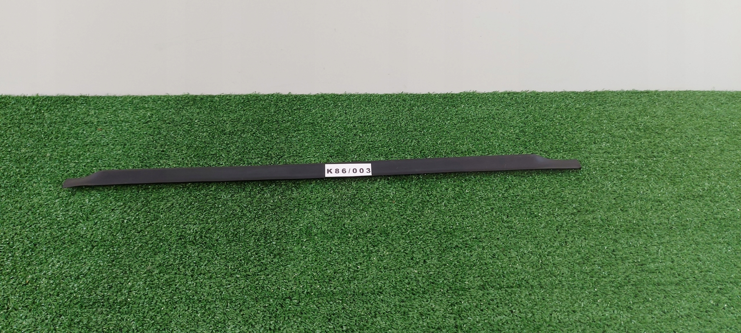 MERCEDES E-KLASA W212 moulding dust rear part right