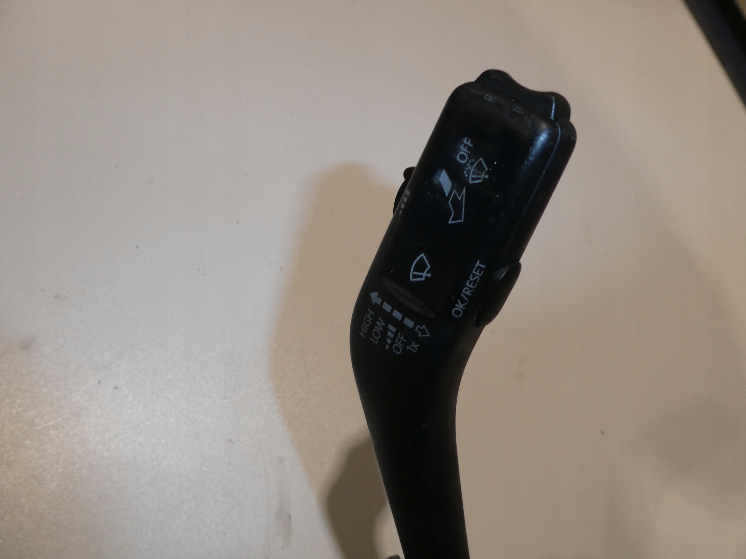 MANTEKA switch VOLKSWAGEN PASSAT B6 3C0953549A