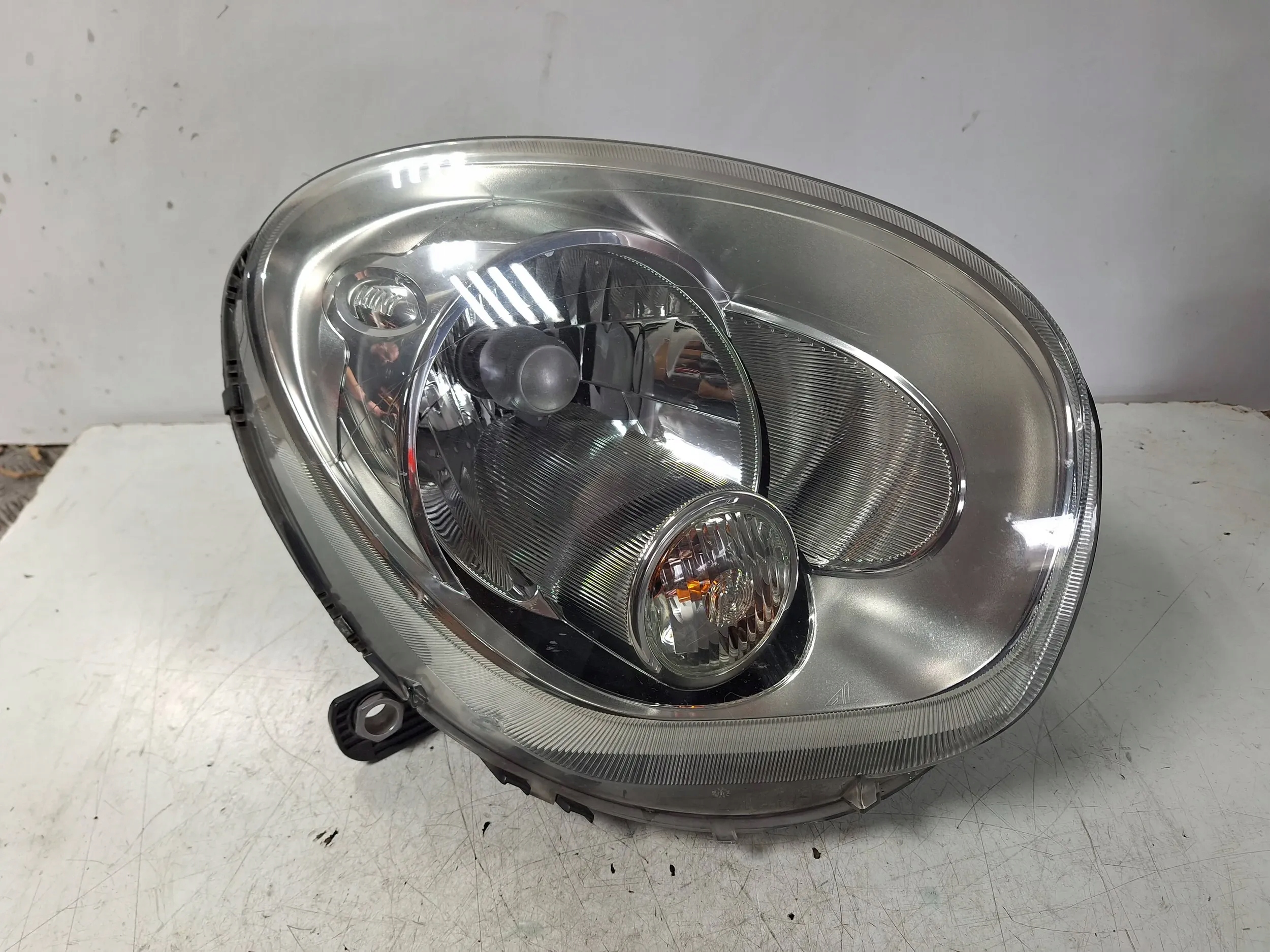 light front right Mini Countryman R60 10-16 EU